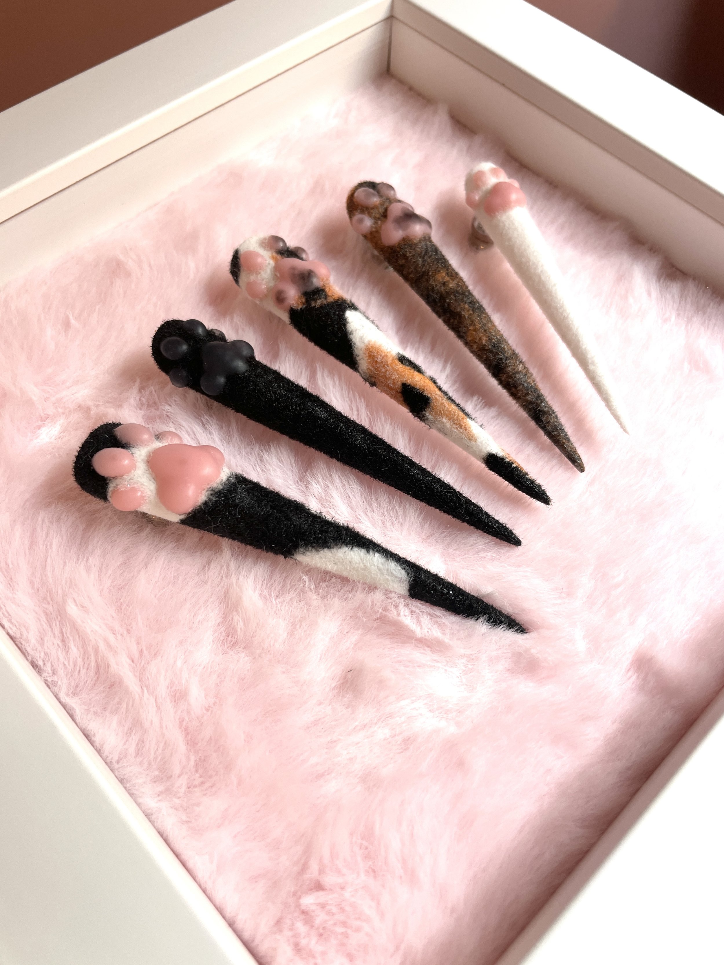 Framed Nail Art "Fluffy Nails"