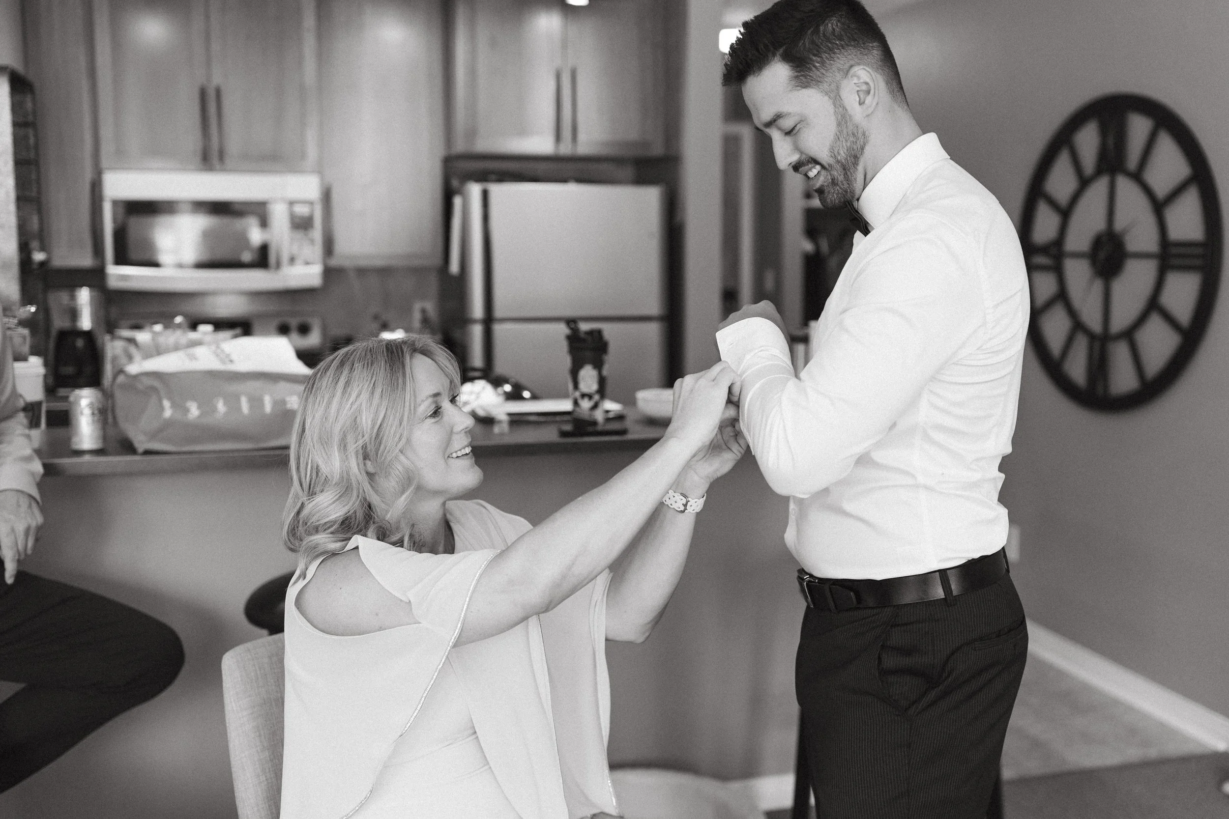 J+M_gettingready-11.jpg
