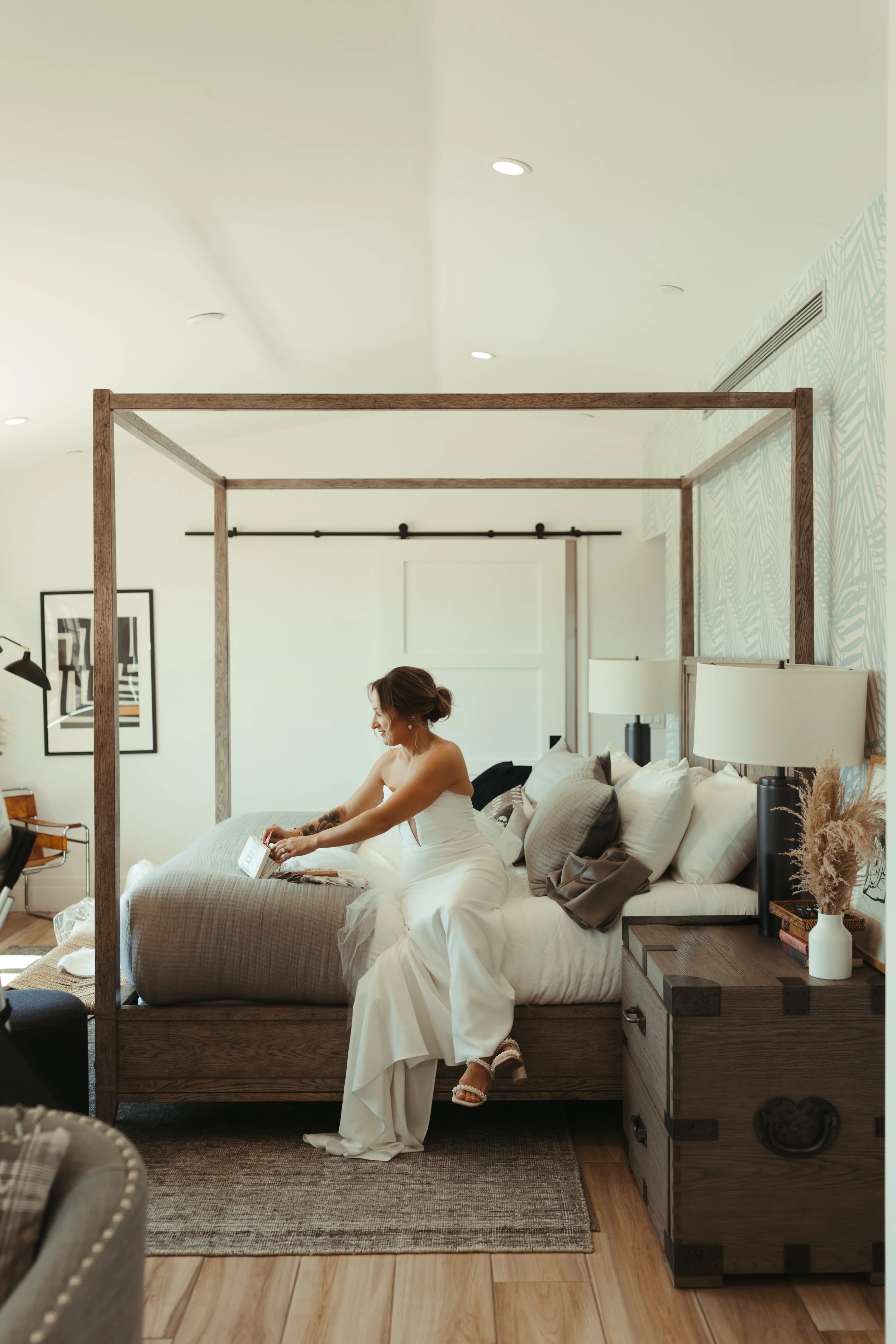 B+J_gettingready-63.jpg