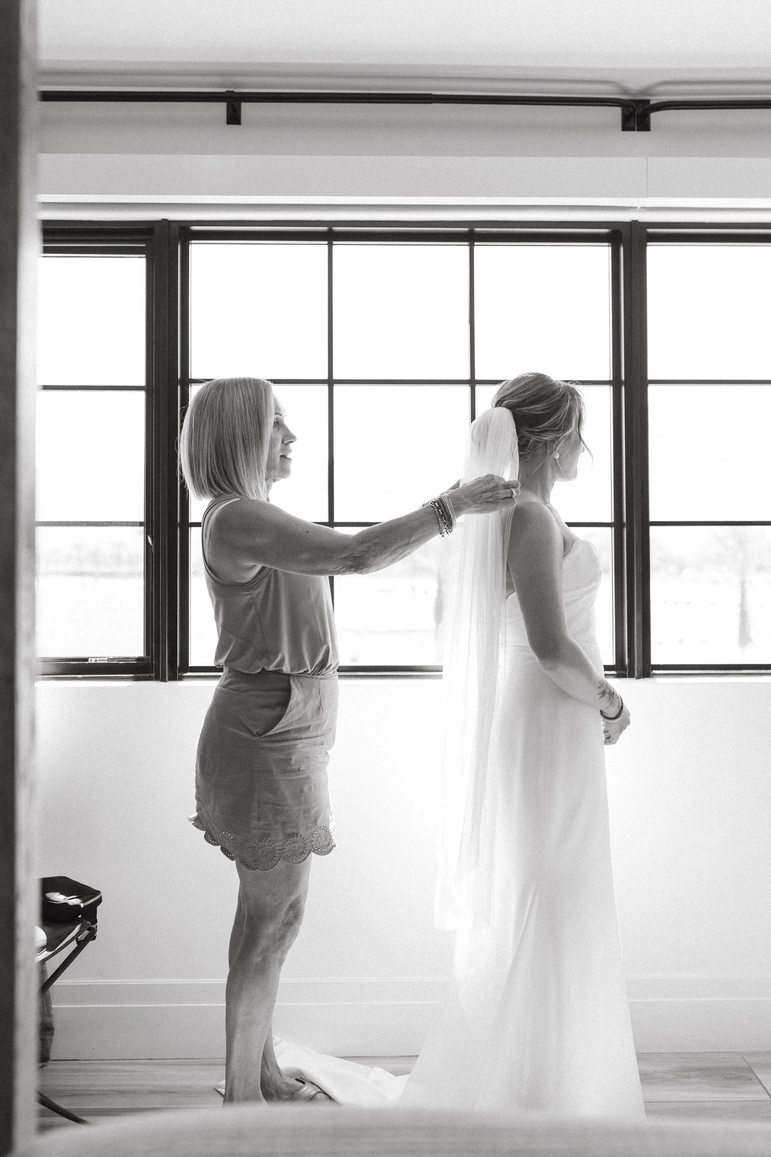 B+J_gettingready-68.jpg
