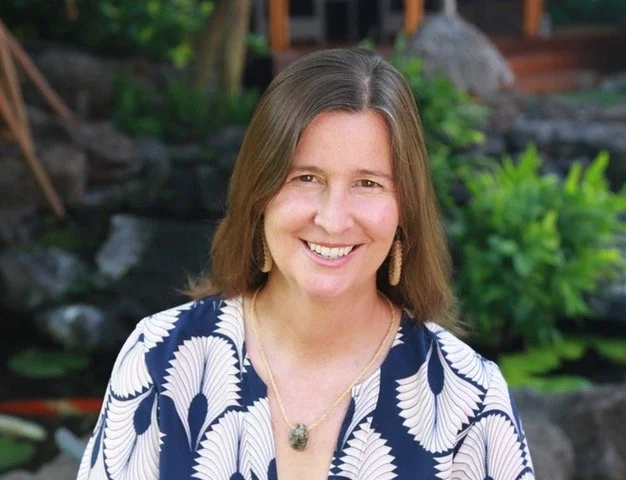 Headshot of Pam Omidyar