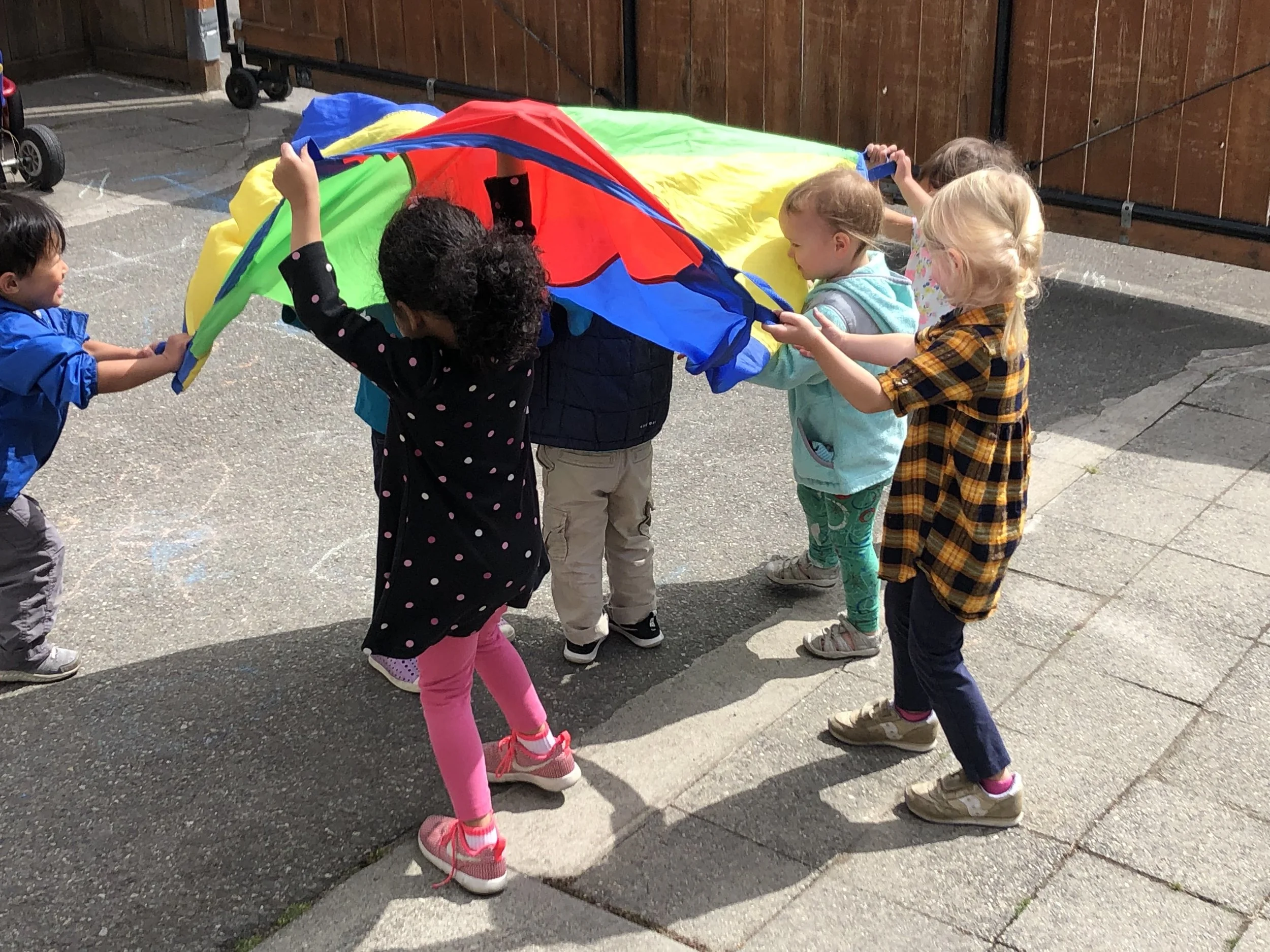 Outdoor_Parachute_Play.jpg
