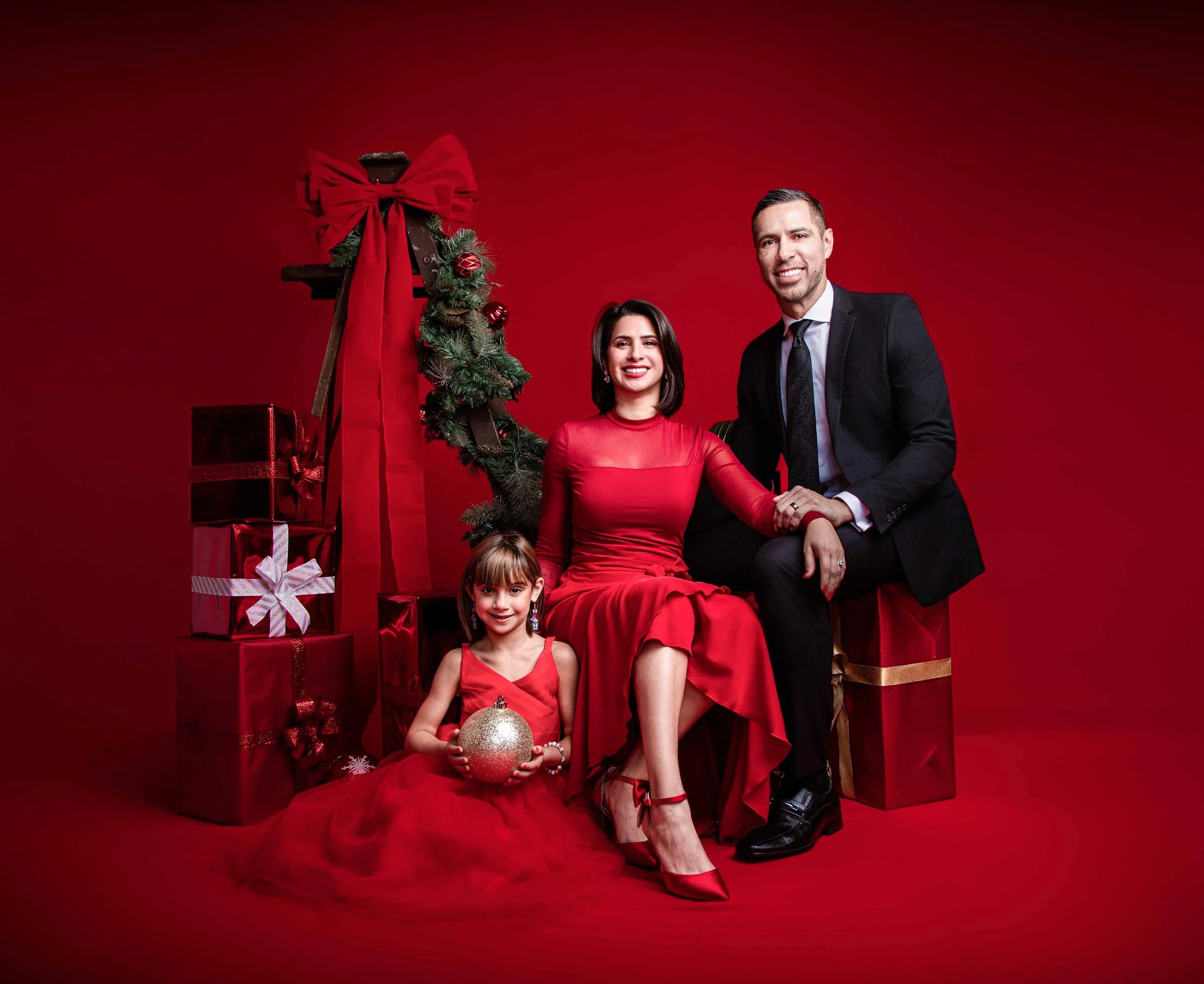 2026 Christmas Mini Sessions in Frederick Maryland