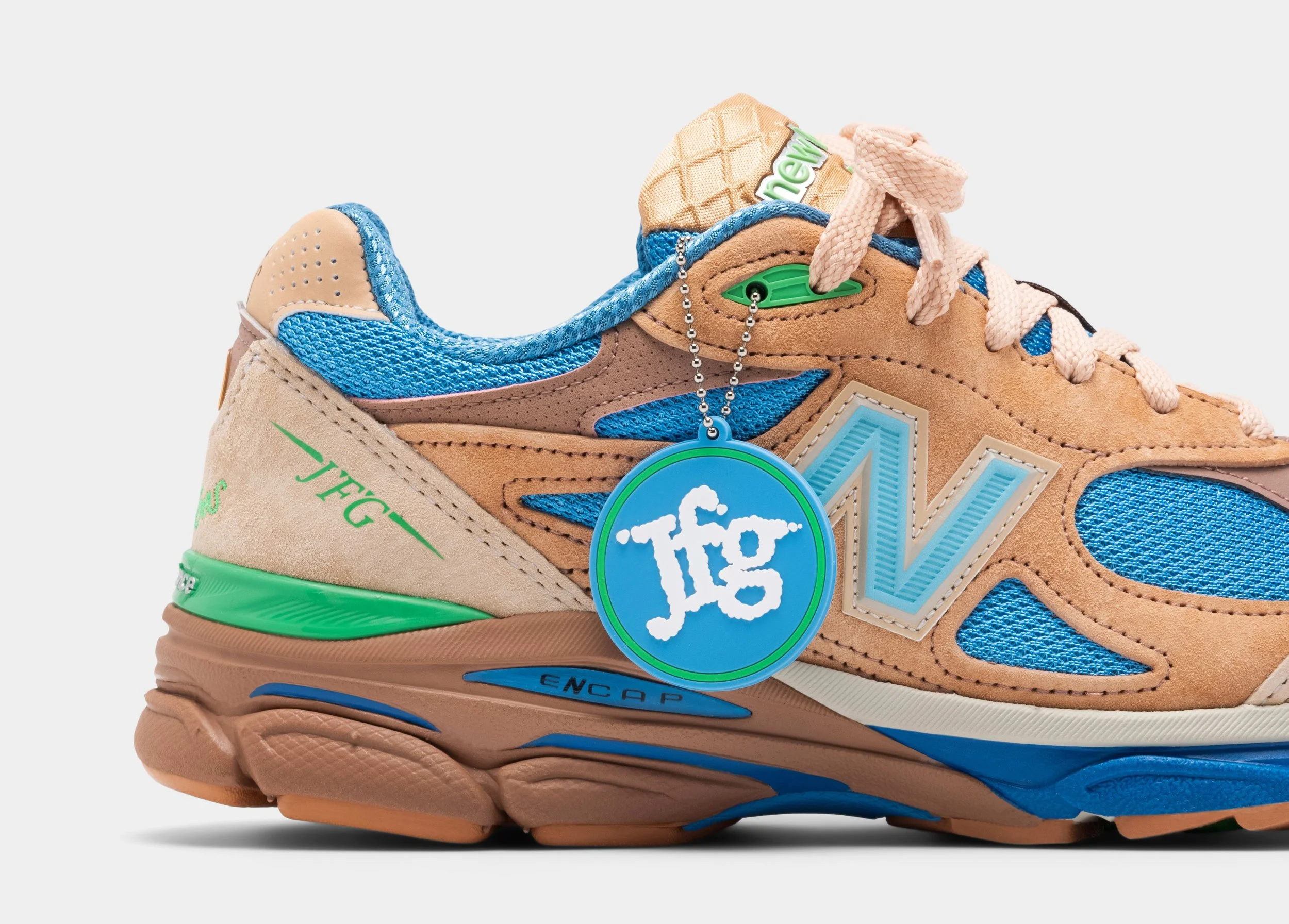 joe-freshgoods-new-balance-990v3-outside-clothes-2.jpeg