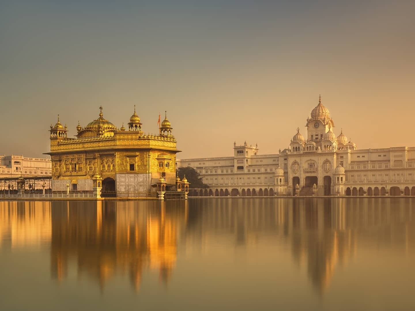 To mark this auspicious occasion of Gurpurab, my image of Sri Harmandir Sahib is now available to buy from www.jdhillon.co.uk. 10% of all sales will be donated to Khalsa Aid for there on going support to humanity. This exclusive print is currently on