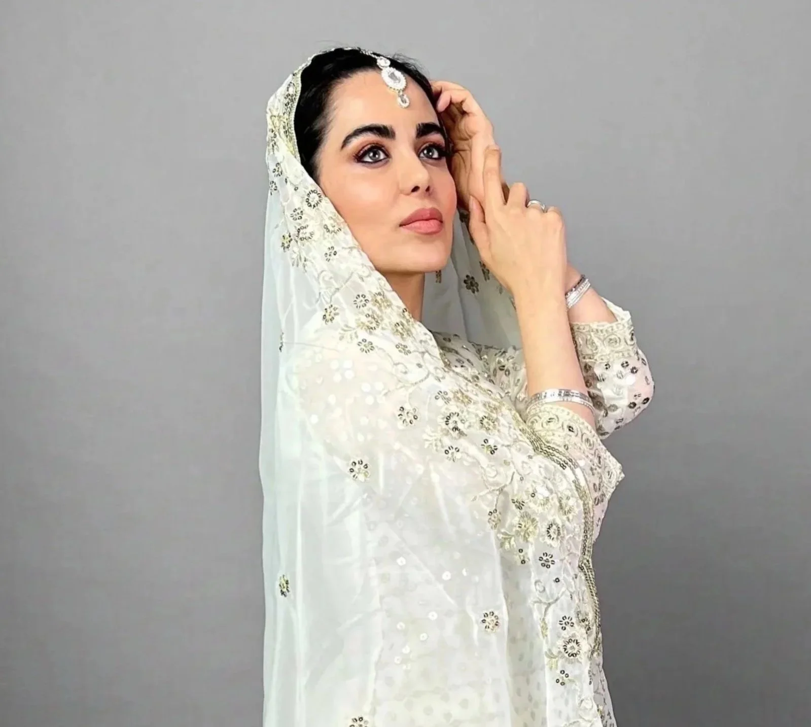 desi+full+body-protected-intensity-LOW-V2.jpg
