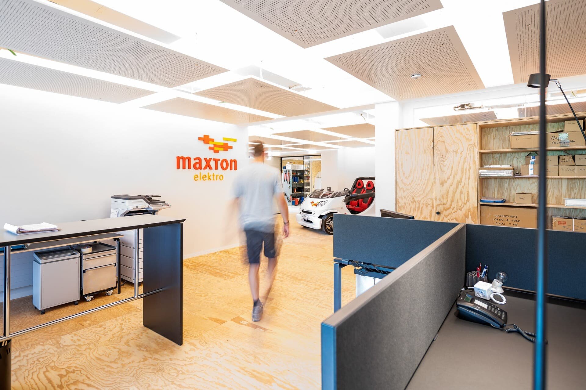 Büros für Maxton AG by Vinval Gestaltung