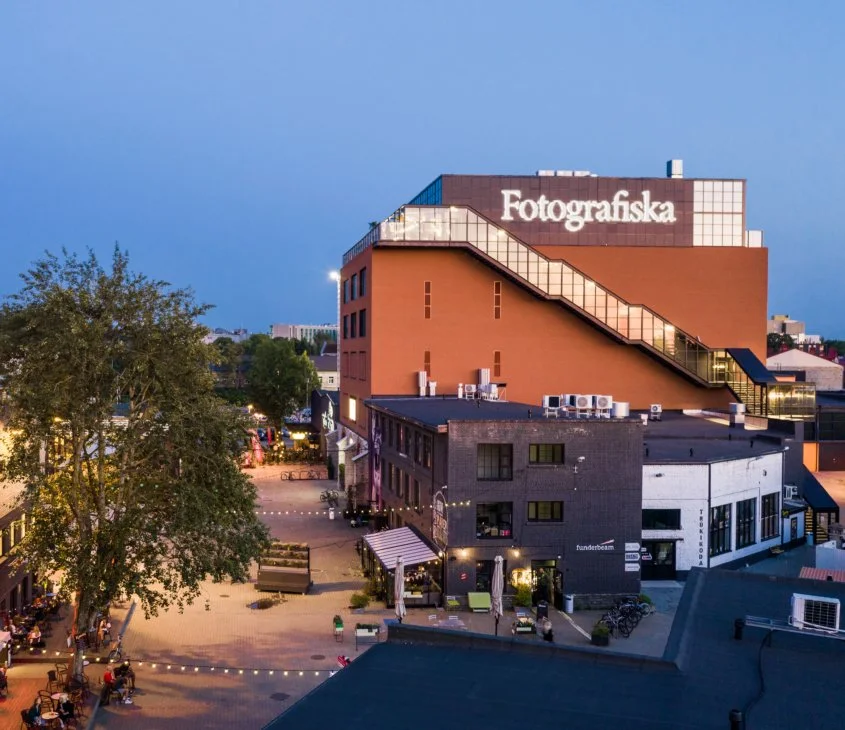 5de8fb05bb3c940841ca1925_fotografiska.jpg
