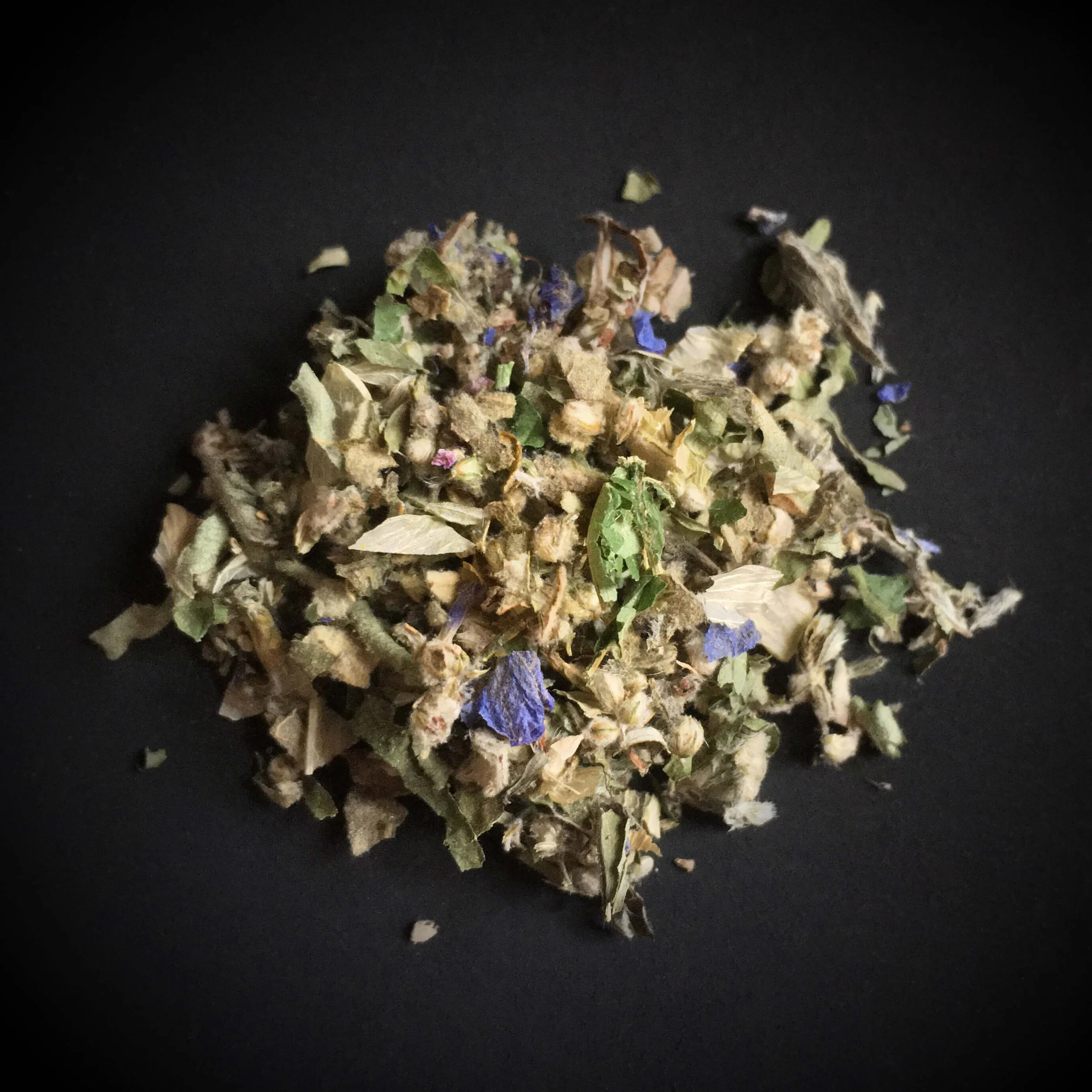 Knaster, Naturtabak, Kräuterzigarette? 