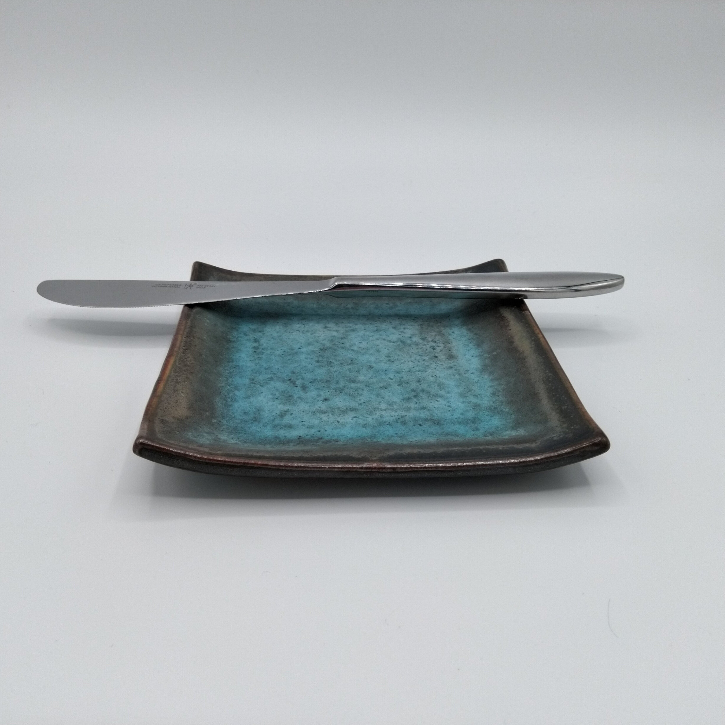 Plates+-+Slab+Desert+Tq+2+Side+Reference.jpg
