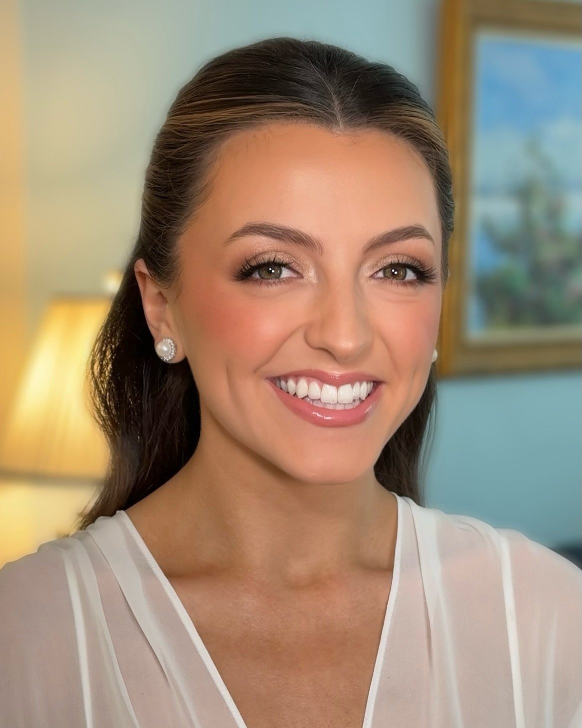 absolutely smitten over how @christie.mcclelland&rsquo;s bridal makeup turned out🤍this soft glam look just screams bridal in my opinion, from the eyes to the cheeks to the lips. 

a few key staples:

@glowrecipe watermelon glow serum
@charlottetilbu