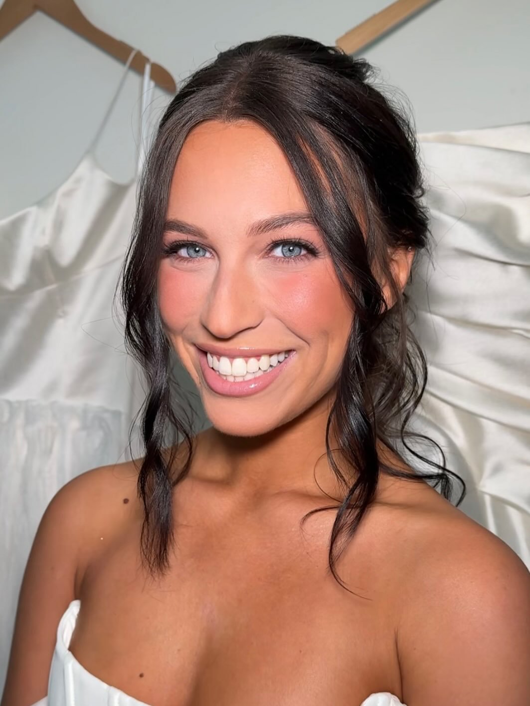 couldn&rsquo;t choose one so chose eight because this mauve-toned makeup look on @hailea_shallock just hitssss

#makeupbycaitlynmichelle #charlottemakeupartist #cltmakeupartist #softglammakeup