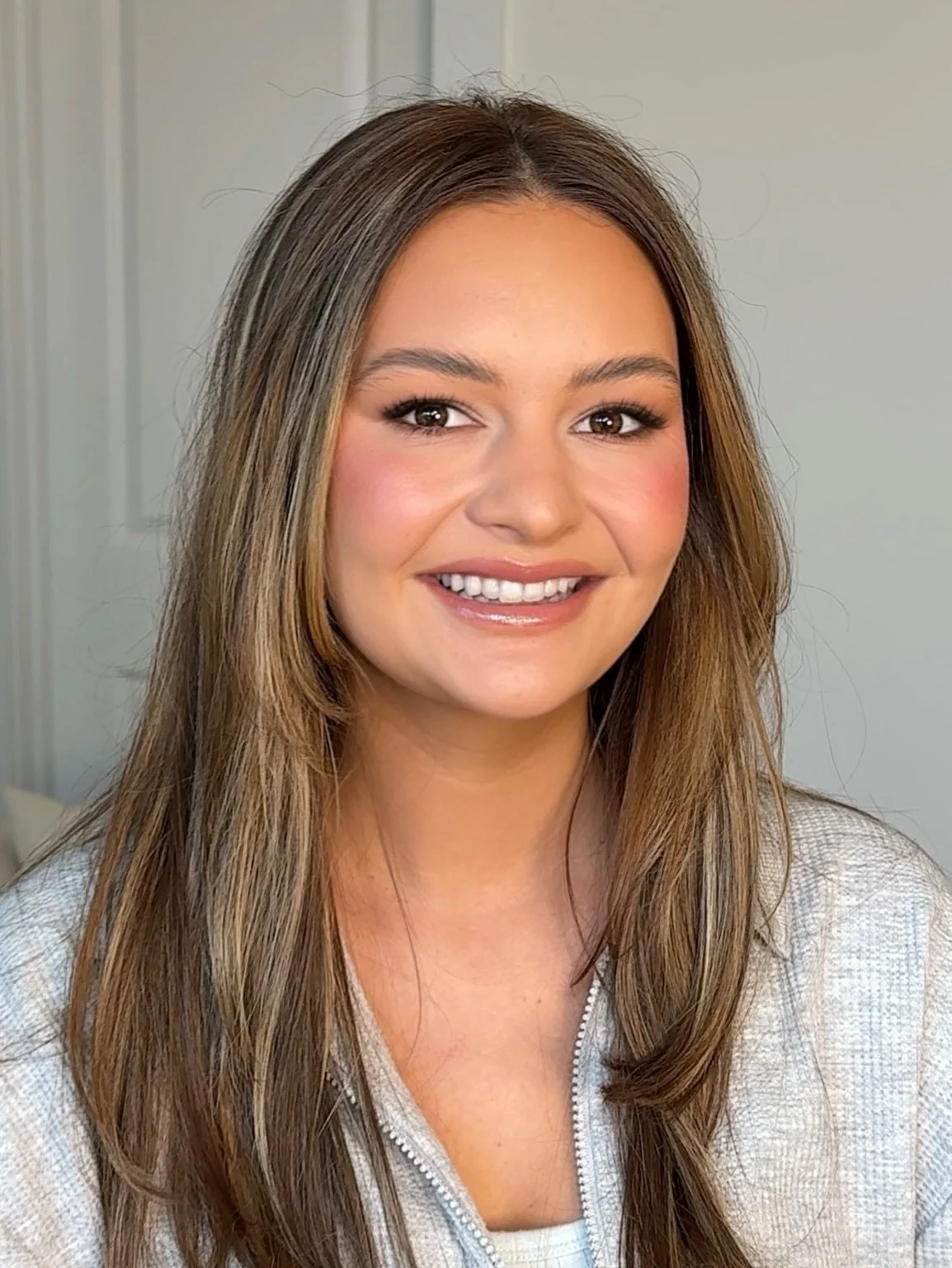 soft glam on my client jenna for her bridal shower💘comment MAKEUP if you want me to send you the products i used to create this look xx

#makeupbycaitlynmichelle #charlottemakeupartist #softglam #brunettemakeup