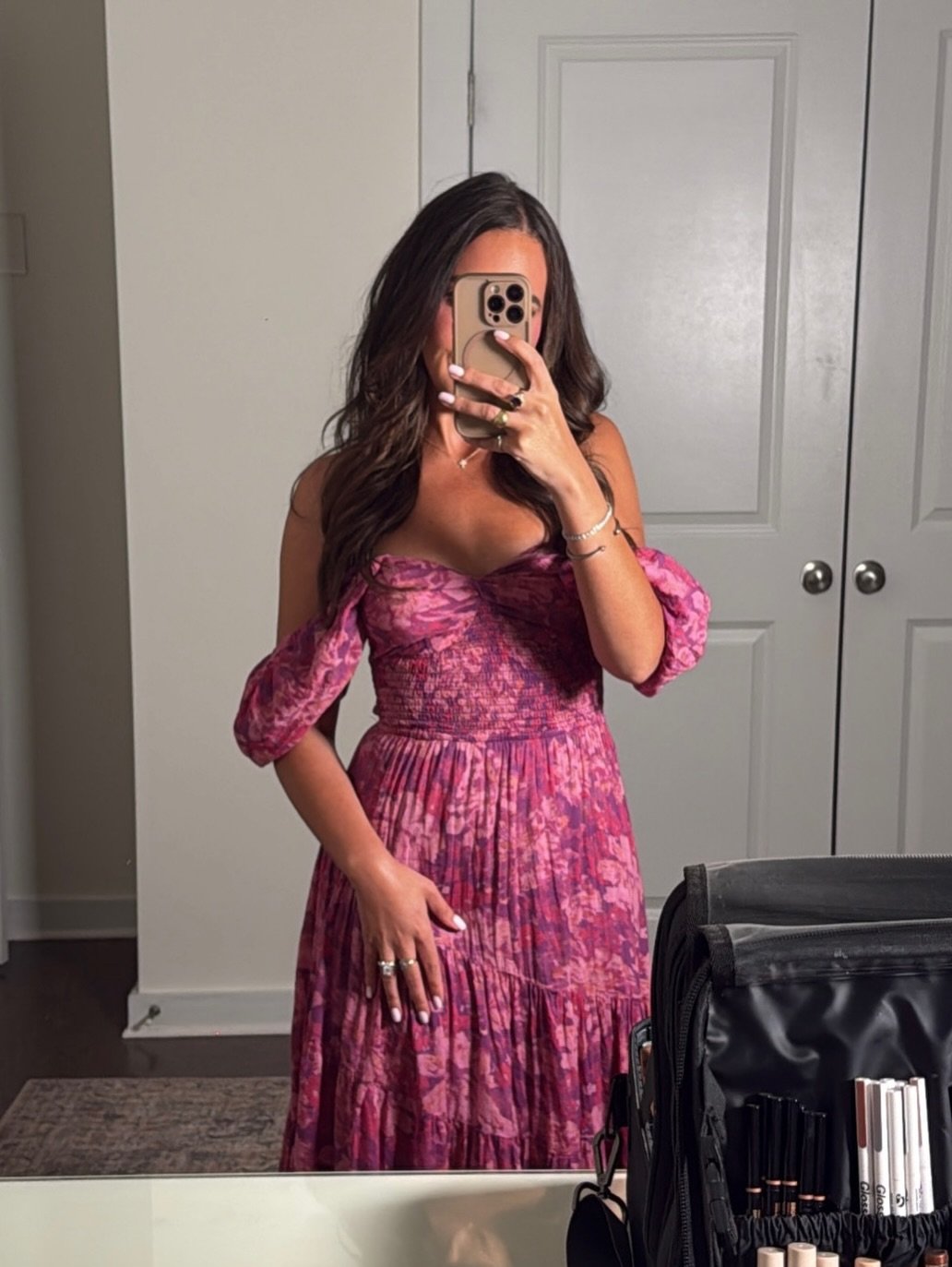 february bits + bobs💘🌸🩰spoke at an event with @ladiesoflineage, bridal makeup previews maggie and sara, went to mexico with marco, did a makeup look on my client valentina, attended my friend britt&rsquo;s fabulous event, taught my client sandy ho