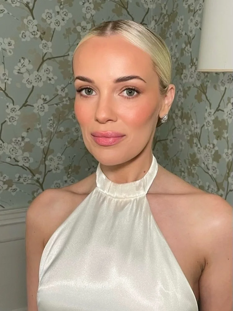 a little ~throwback~ to this super minimal, natural, effortless makeup look i did on @farrahnicole🤍 i just received a request for a Sofia Richie inspired makeup look, and it made me think of this one with Farrah.

we did no lashes, just mascara; a s