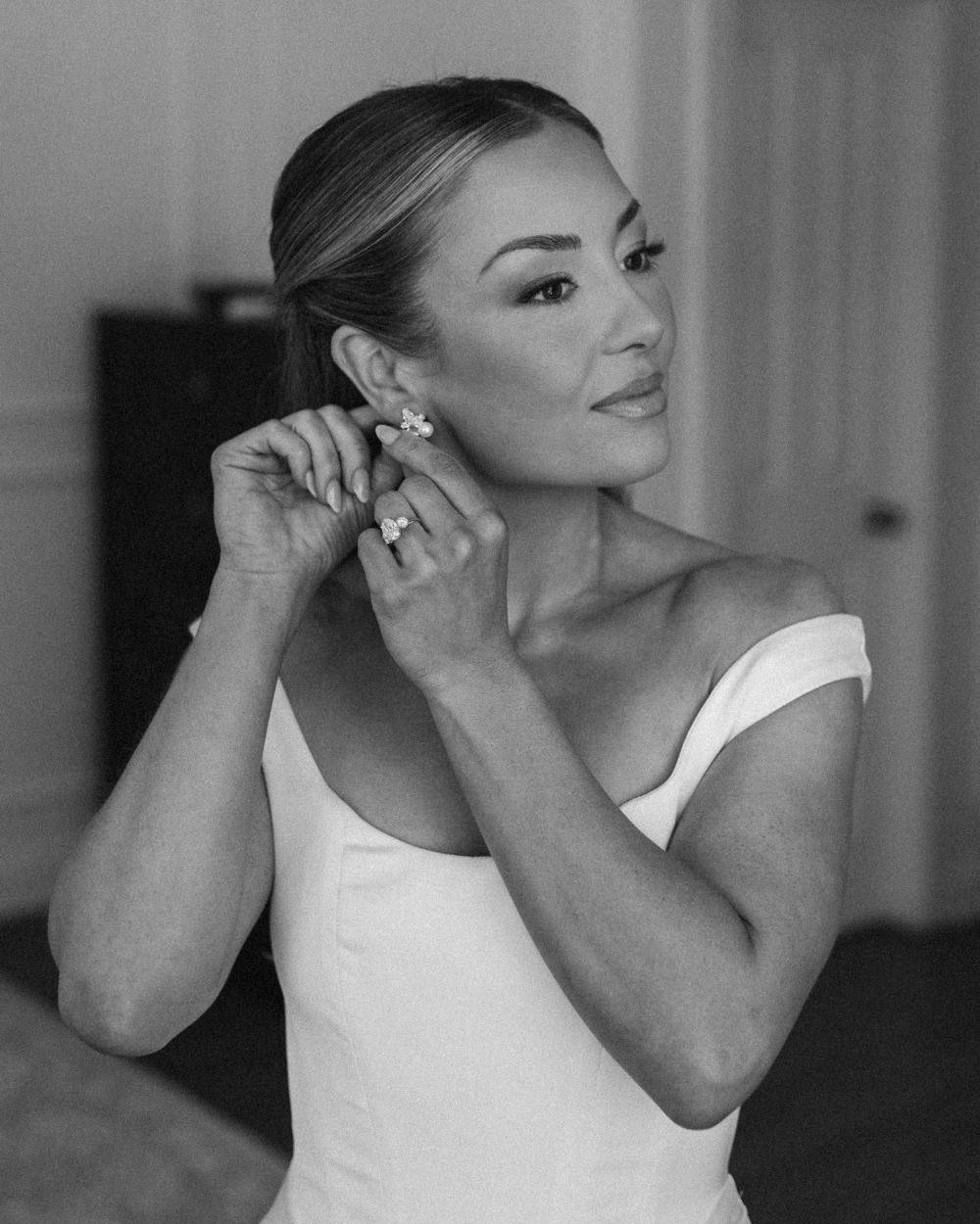 charlotte-wedding-makeup-artist-charlotte-bridal-makeup-artist-2.png