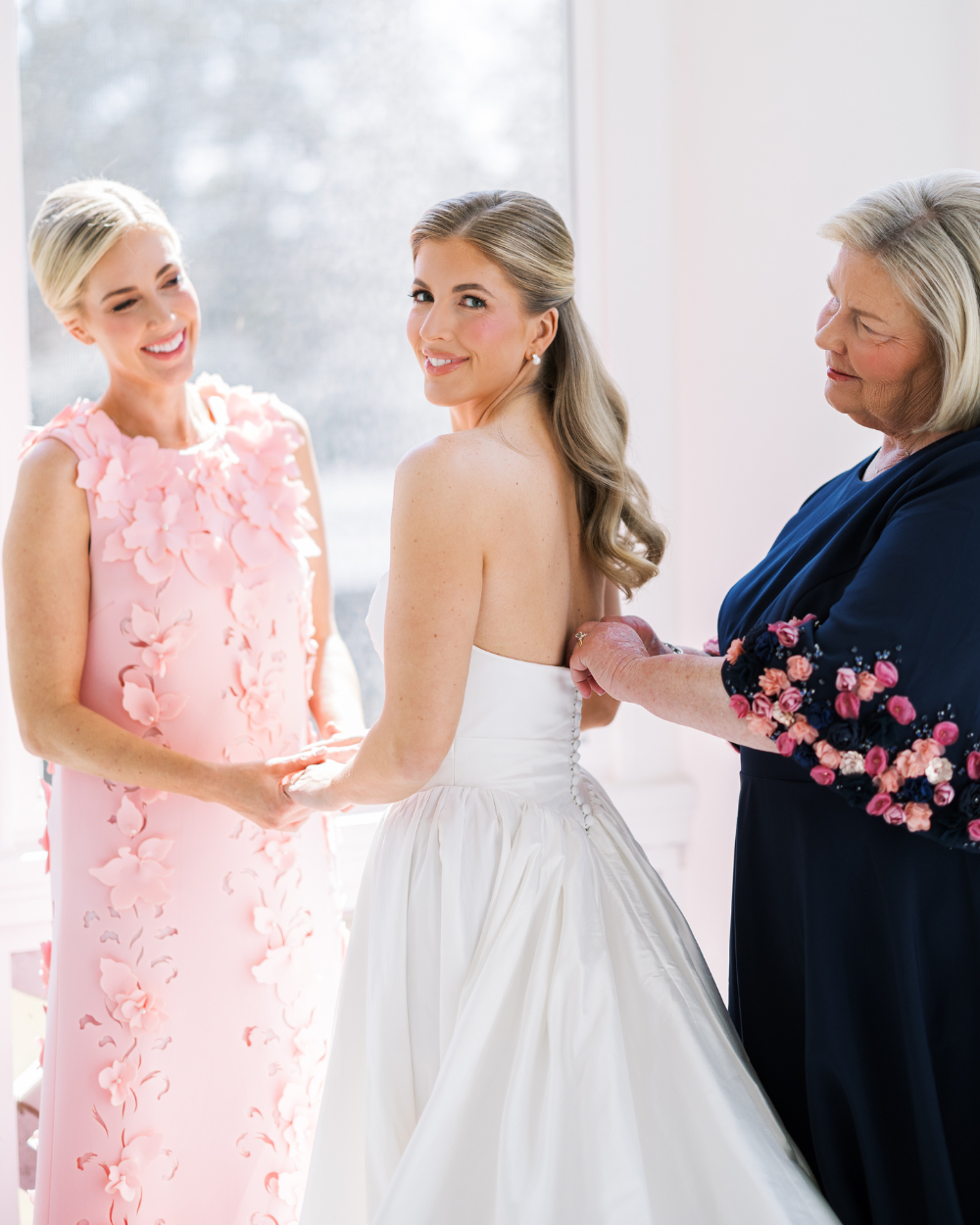 charlotte-wedding-makeup-artist-charlotte-bridal-makeup-artist-5.png