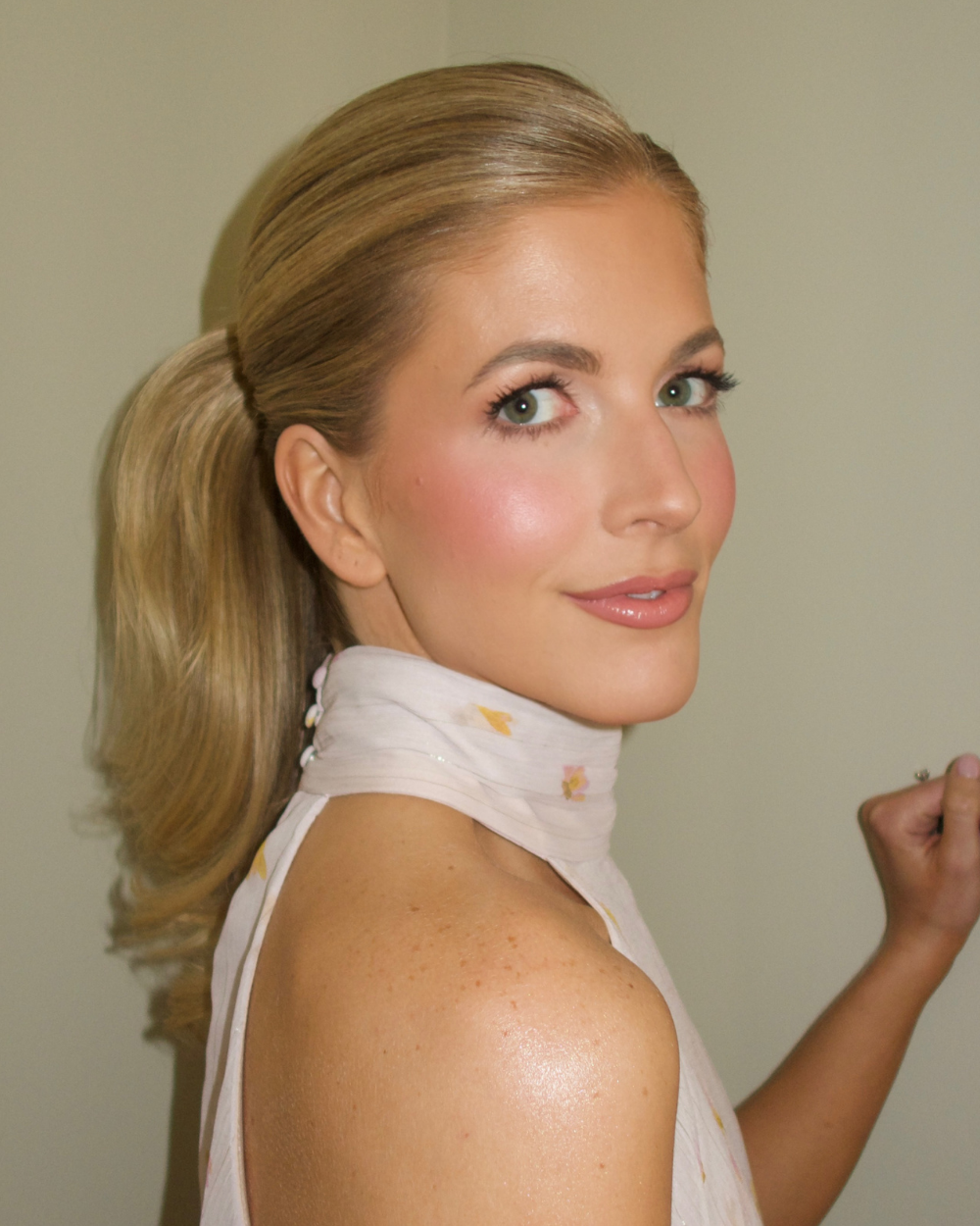 charlotte-wedding-makeup-artist-charlotte-bridal-makeup-artist-7.png