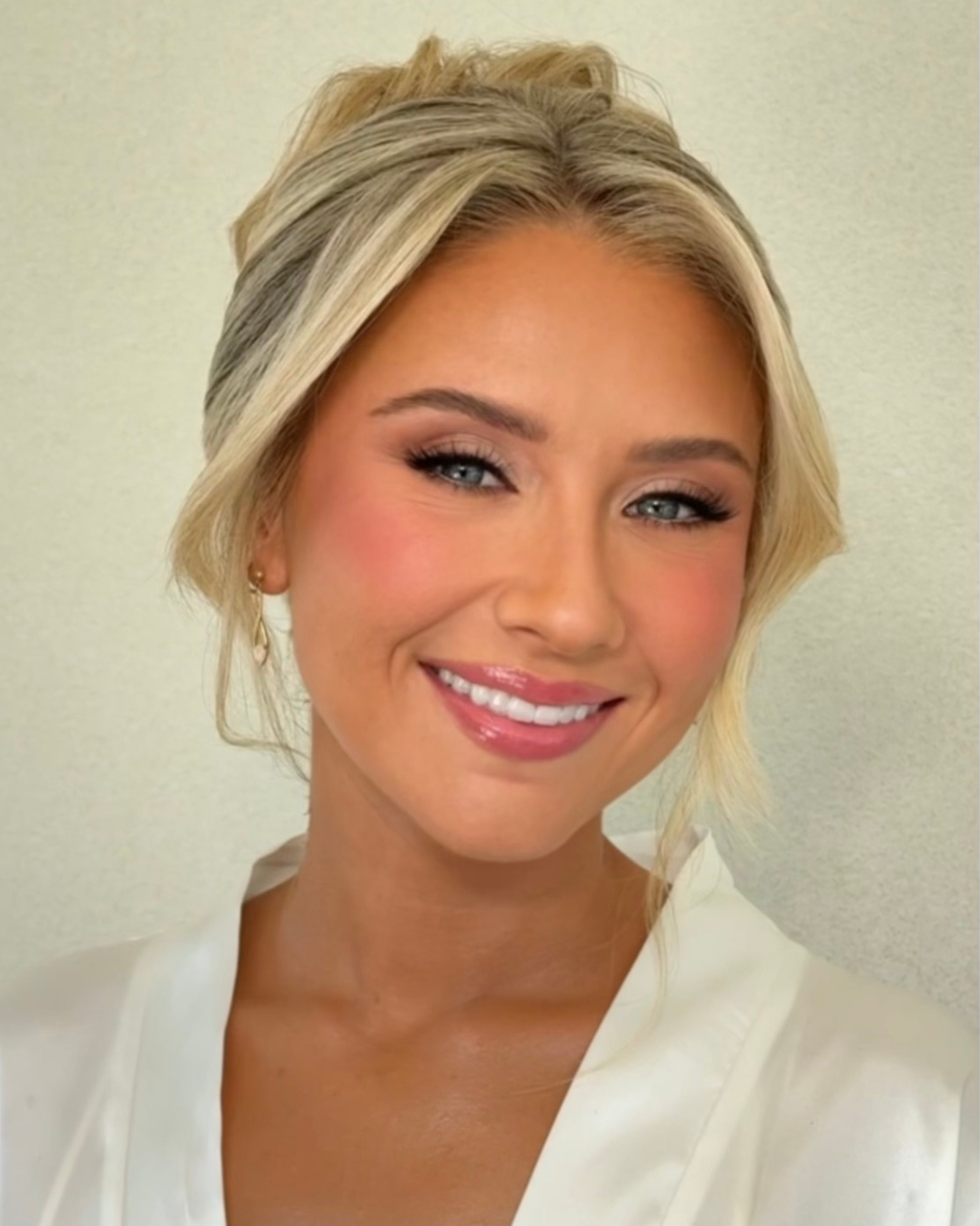 charlotte-wedding-makeup-artist-charlotte-bridal-makeup-artist-10.png
