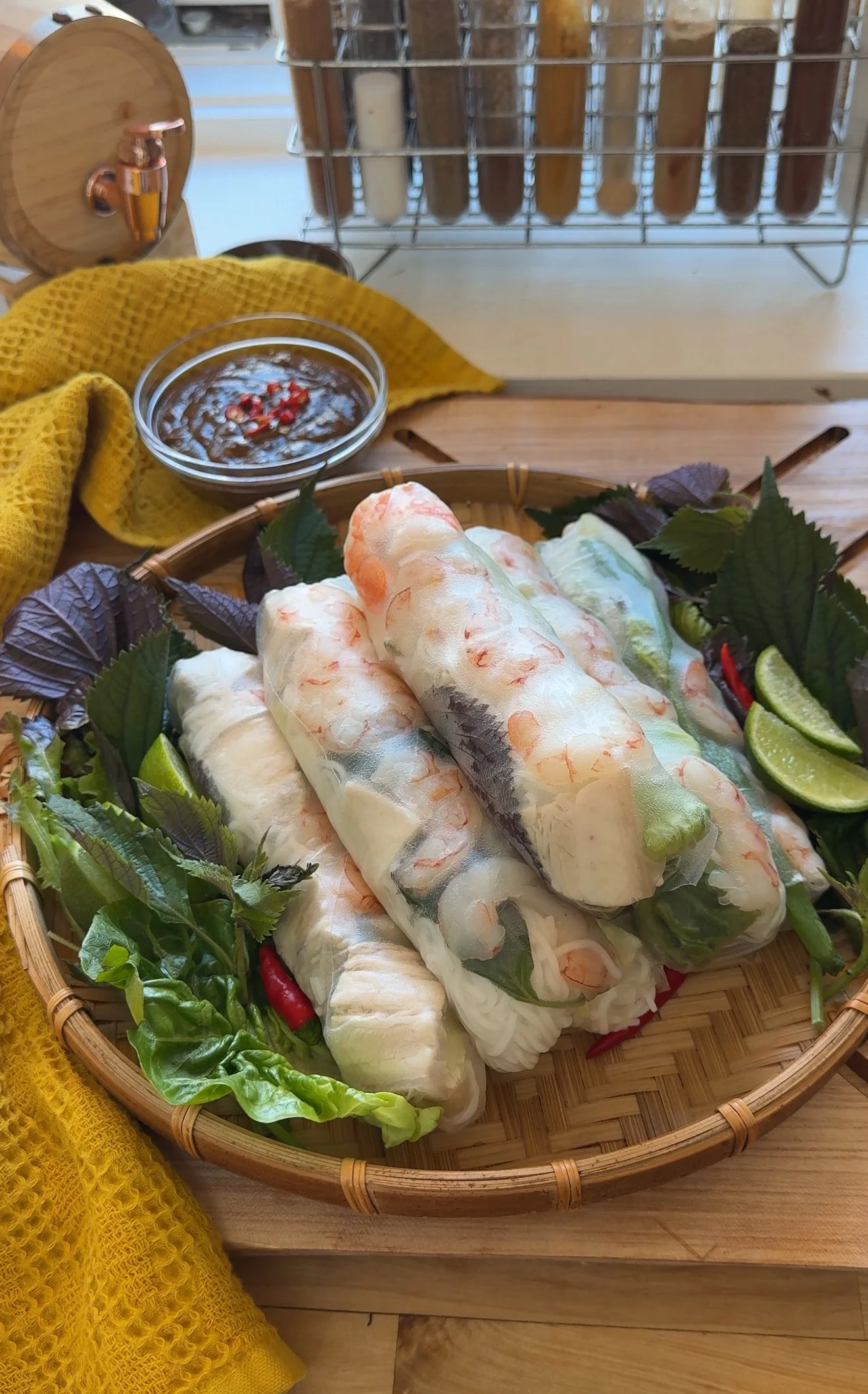Vietnamese Summer Rolls (Gỏi Cuốn) — A Colorful Family Classic