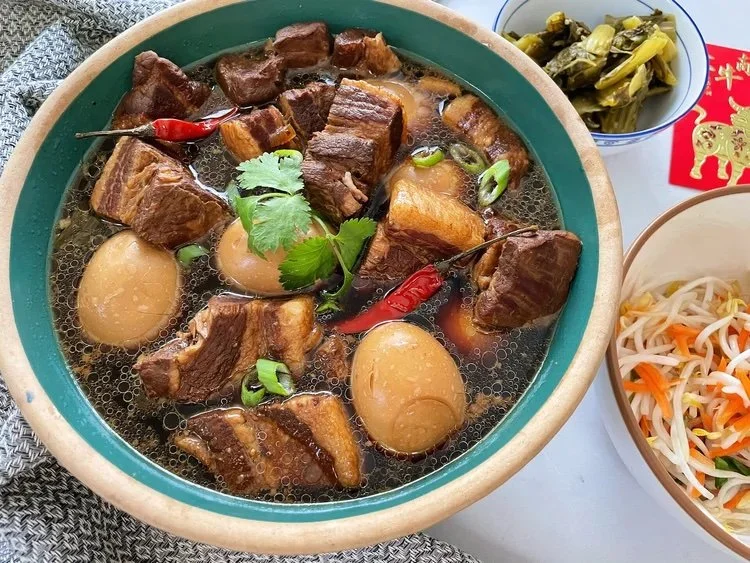 Thịt Kho (Caramelized Pork &amp; Eggs)