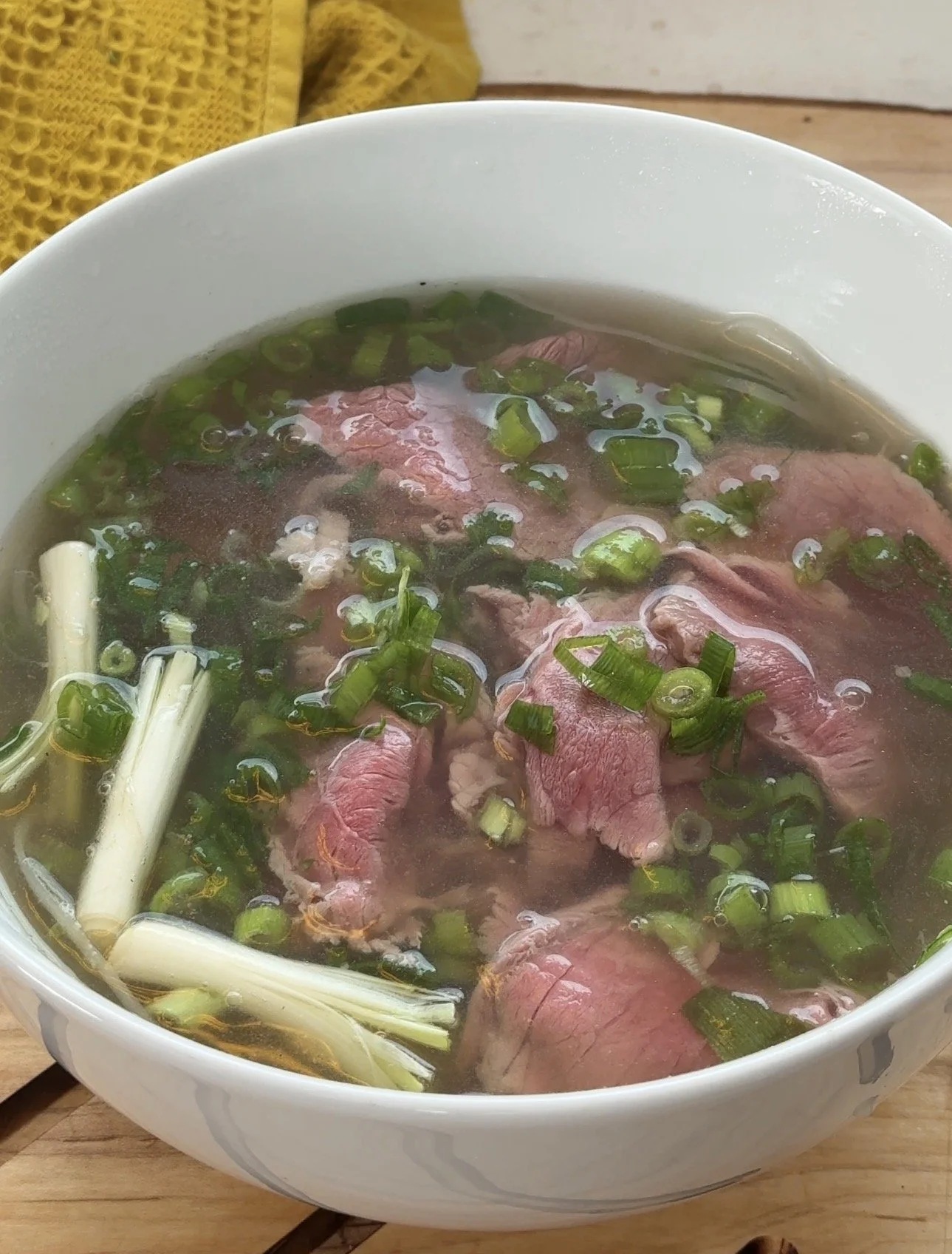 Vietnamese Beef Phở (Pressure Cooker Method)