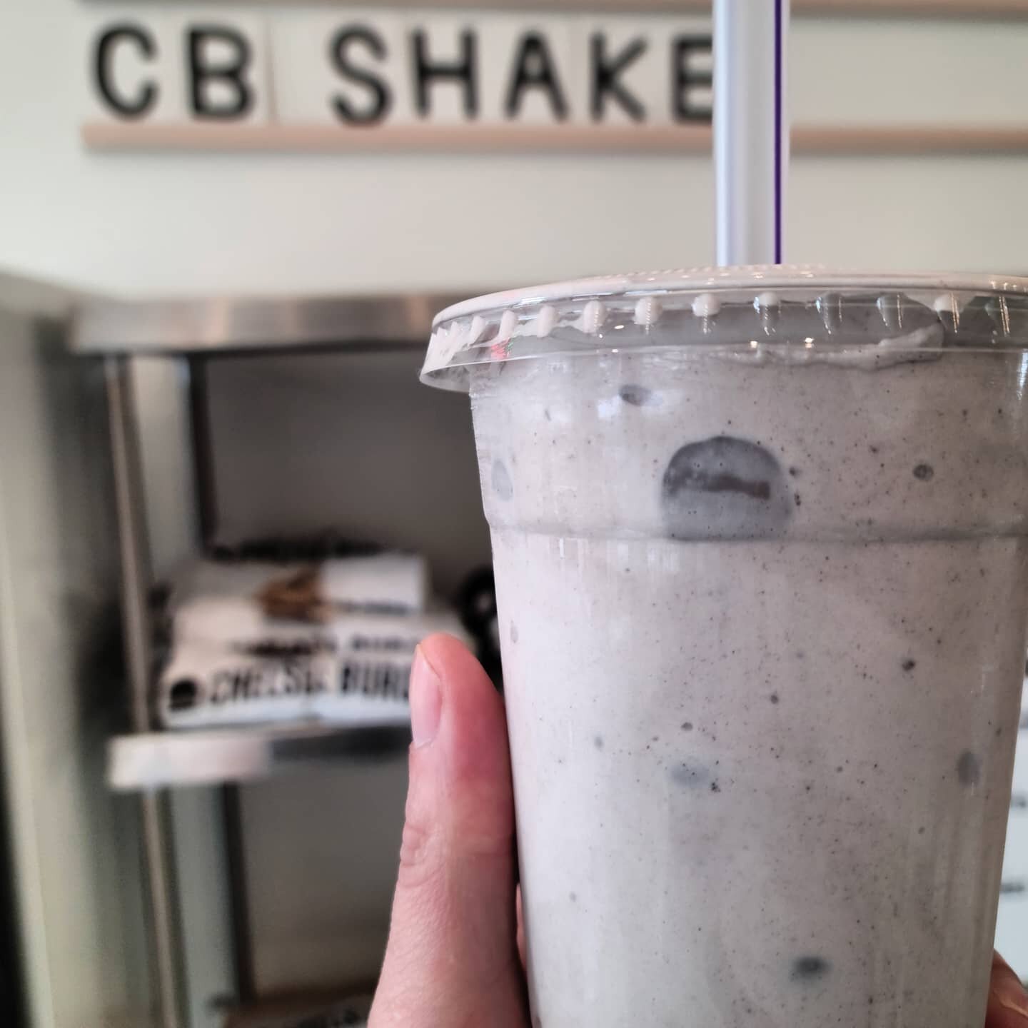 Shake of the month... Cookies n Cream!!!! Try em with it our fries...
So gooooood!!
#cookiesncream #icecreamshake #chelseamichigan #mychelseaburger 
#shakesnfries