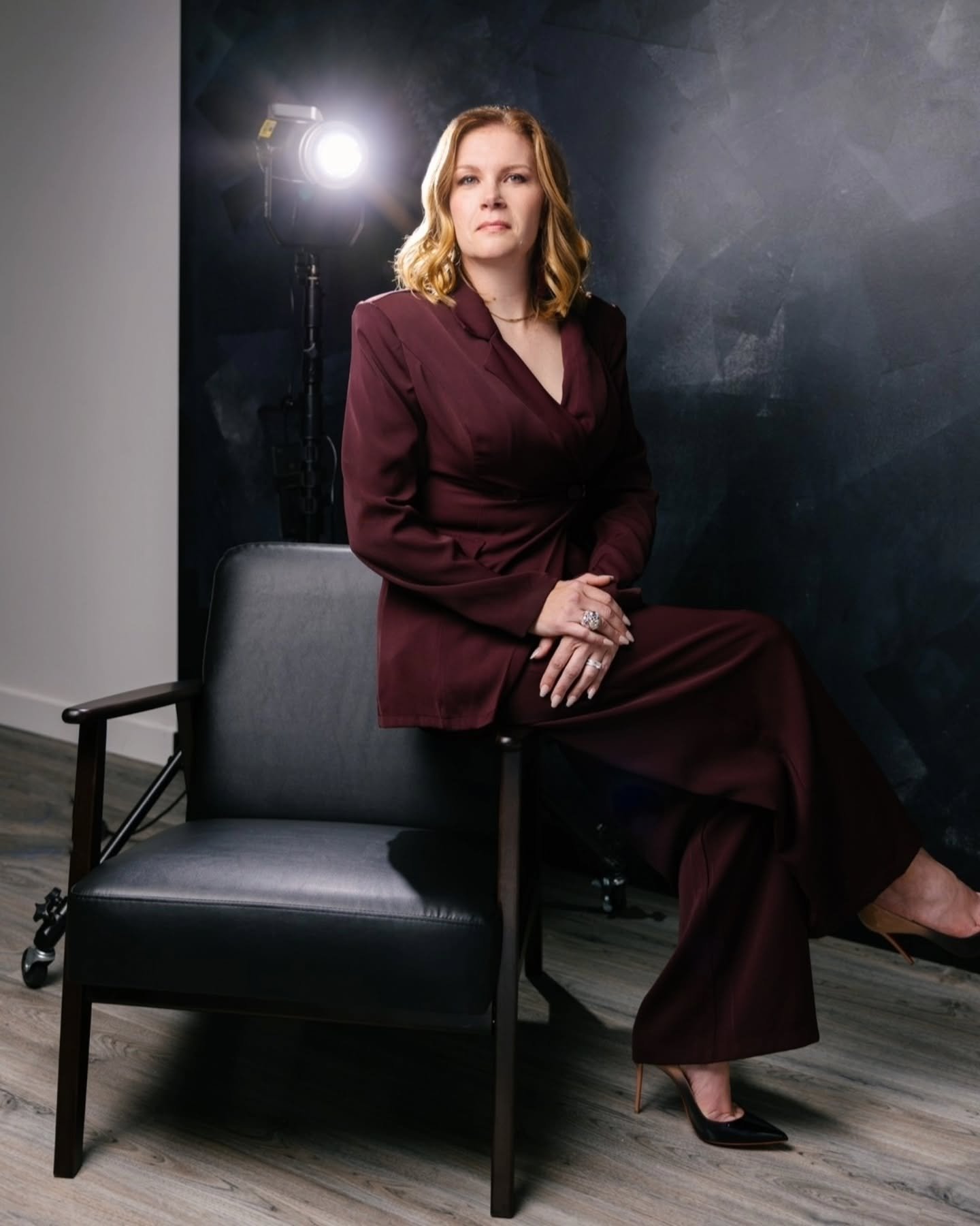 This is your brand, fully realized.

Every Authority Edit starts with a story. YOUR story.

We dive into your history, your experiences, and the energy you&rsquo;ve built along the way. Every detail from your posture, your gaze, your wardrobe, to you