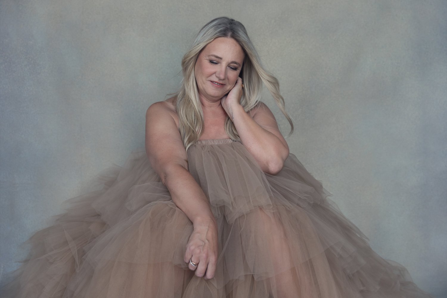 Winnipeg Empowerment Boudoir Photographer