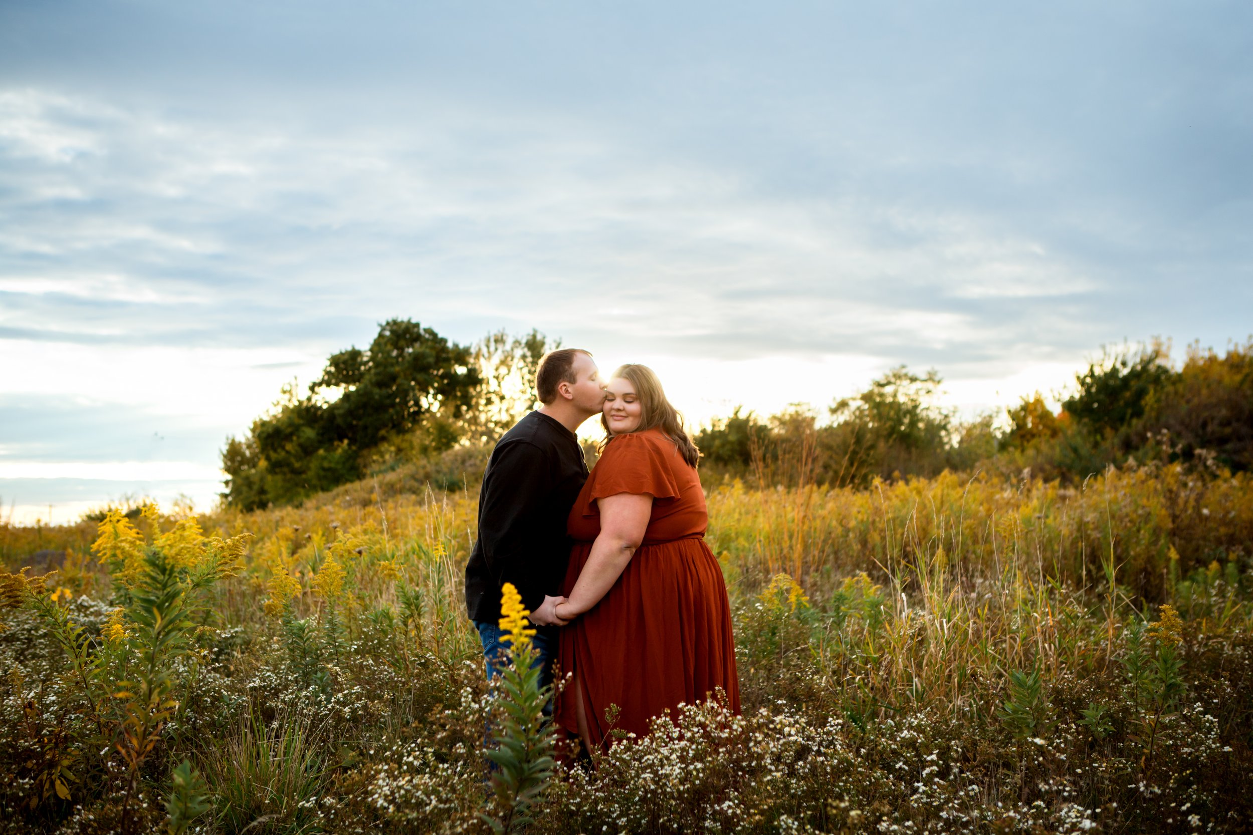  Why hire the same photographer for your engagements and wedding by Teala Ward Photography? wedding photographer in IL Illinois Valley engagements #TealaWardPhotography #TealaWardEngagements #Weddingphotographer #ILweddings #Weddingengagementphotogra