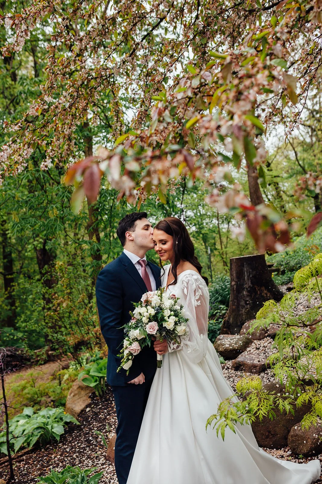 Hornbaker Gardens - A magical Wedding Venue Just outside of Chicago