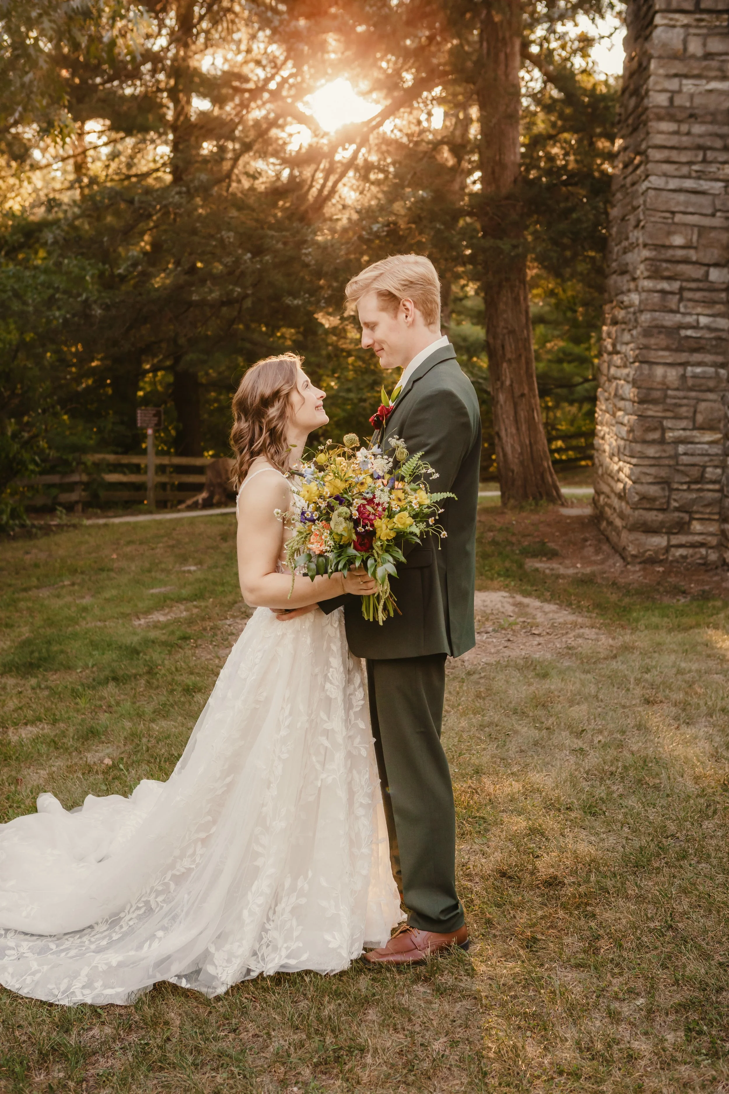 Do We Elope or Have a Traditional Wedding day at Starved Rock? 
