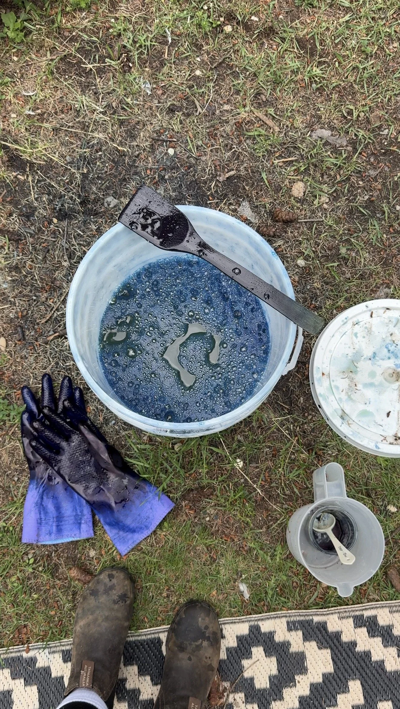 natural indigo dyeing quilts