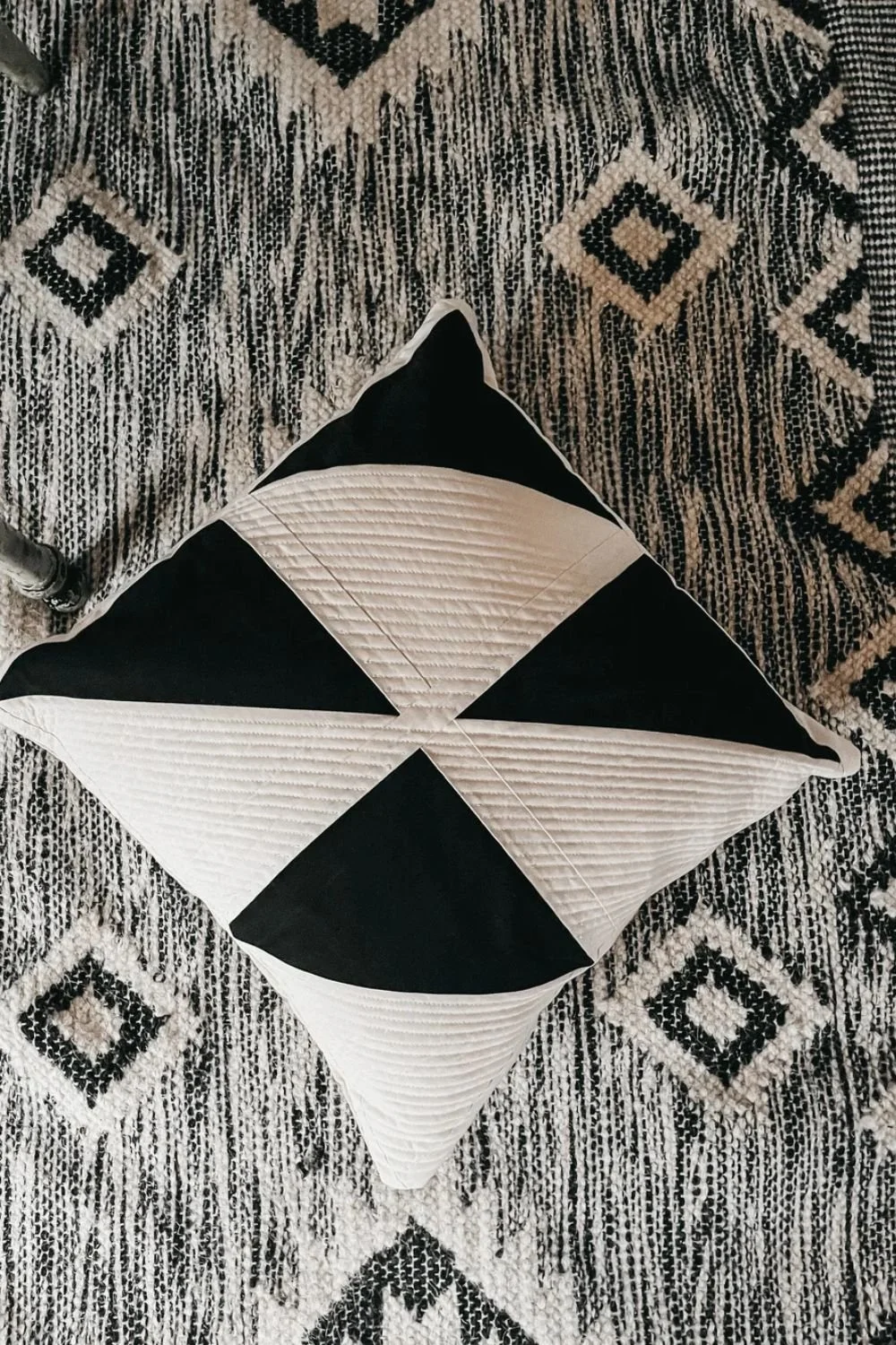 How to Sew The Classic Pinwheel Quilt Block (12" x 12") – February Block of the Month 2026 