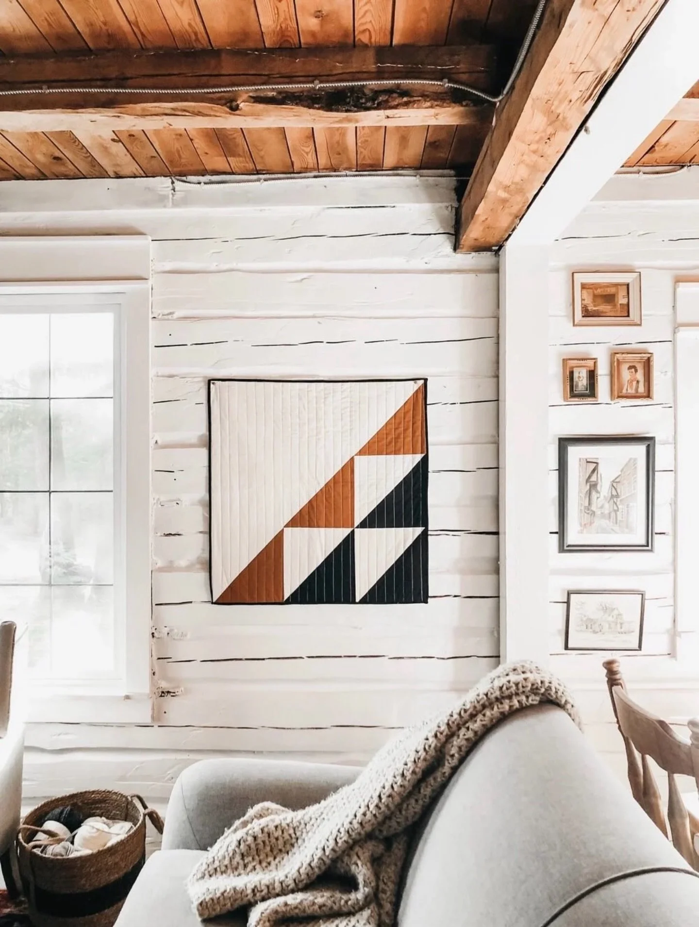 The perfect weekend project! This is the Welcome Home Wall Hanging Quilt Pattern. It&rsquo;s perfect for beginners just starting their quilting journey! Pattern is available on my website at exshawquilts.com and Etsy. 

Website: https://www.exshawqui