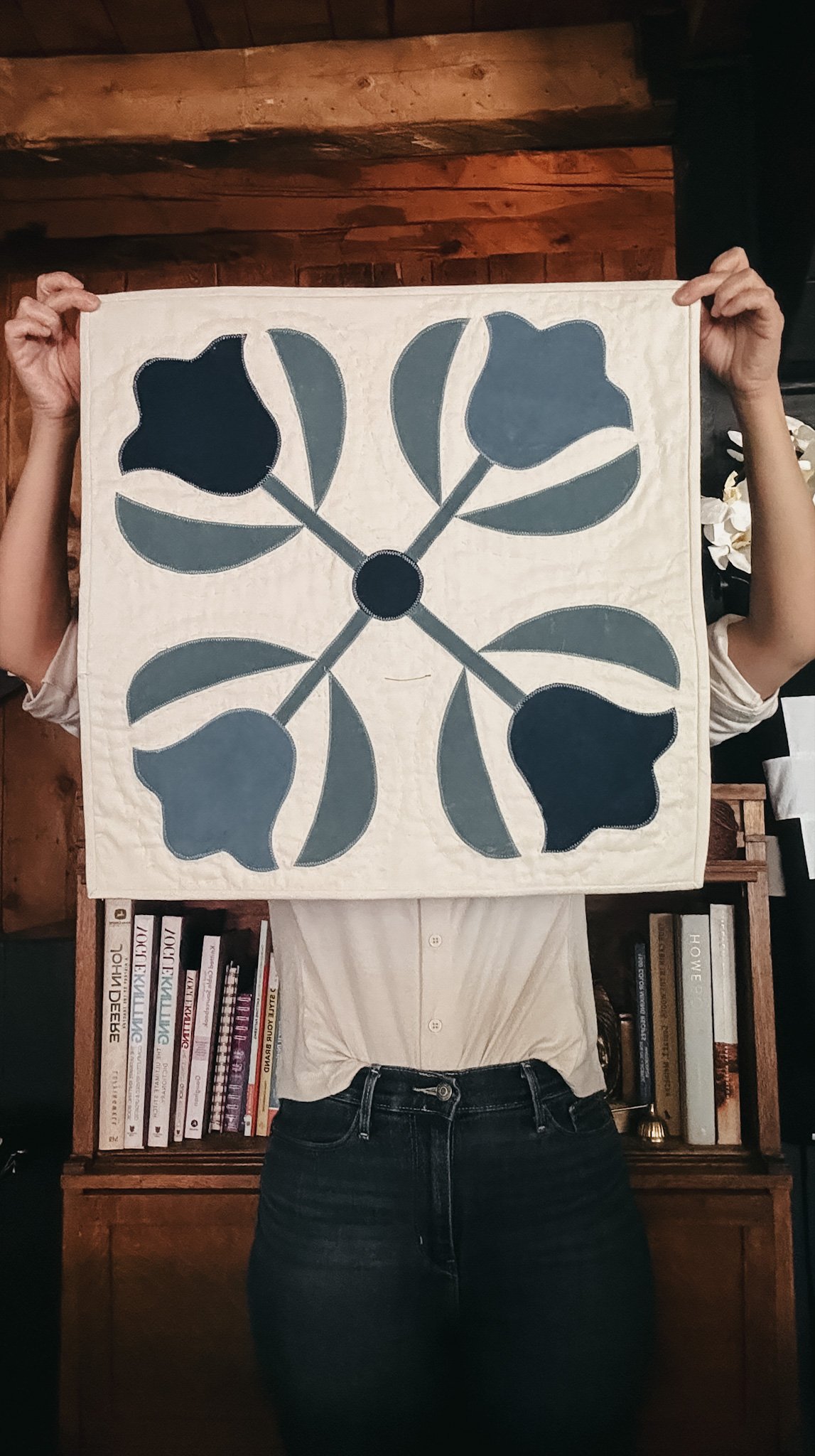 North Carolina Tulip Appliqué Wall Hanging Quilt Pattern