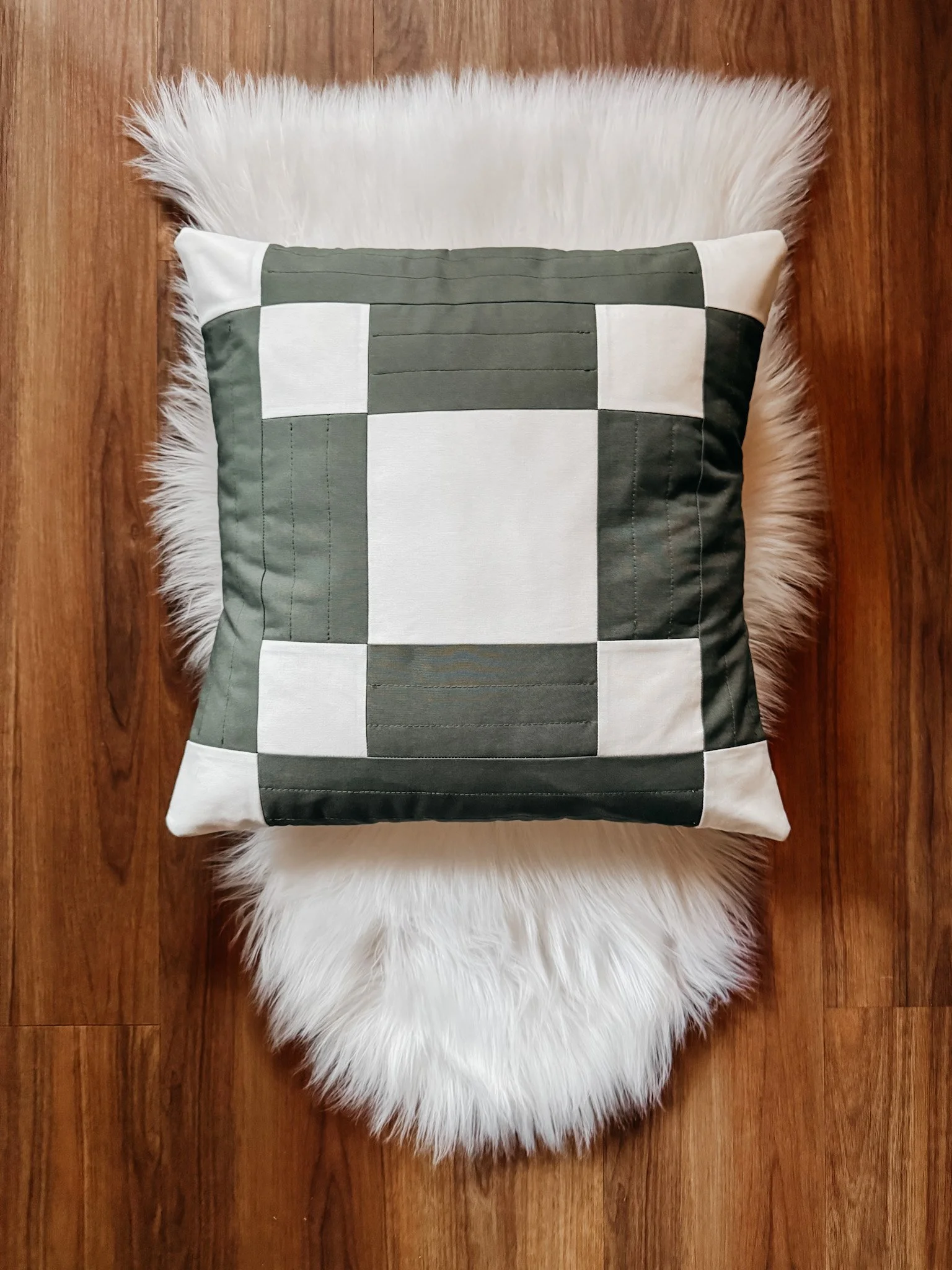 Dale's Irish Chain Pillow Cover Quilt Pattern