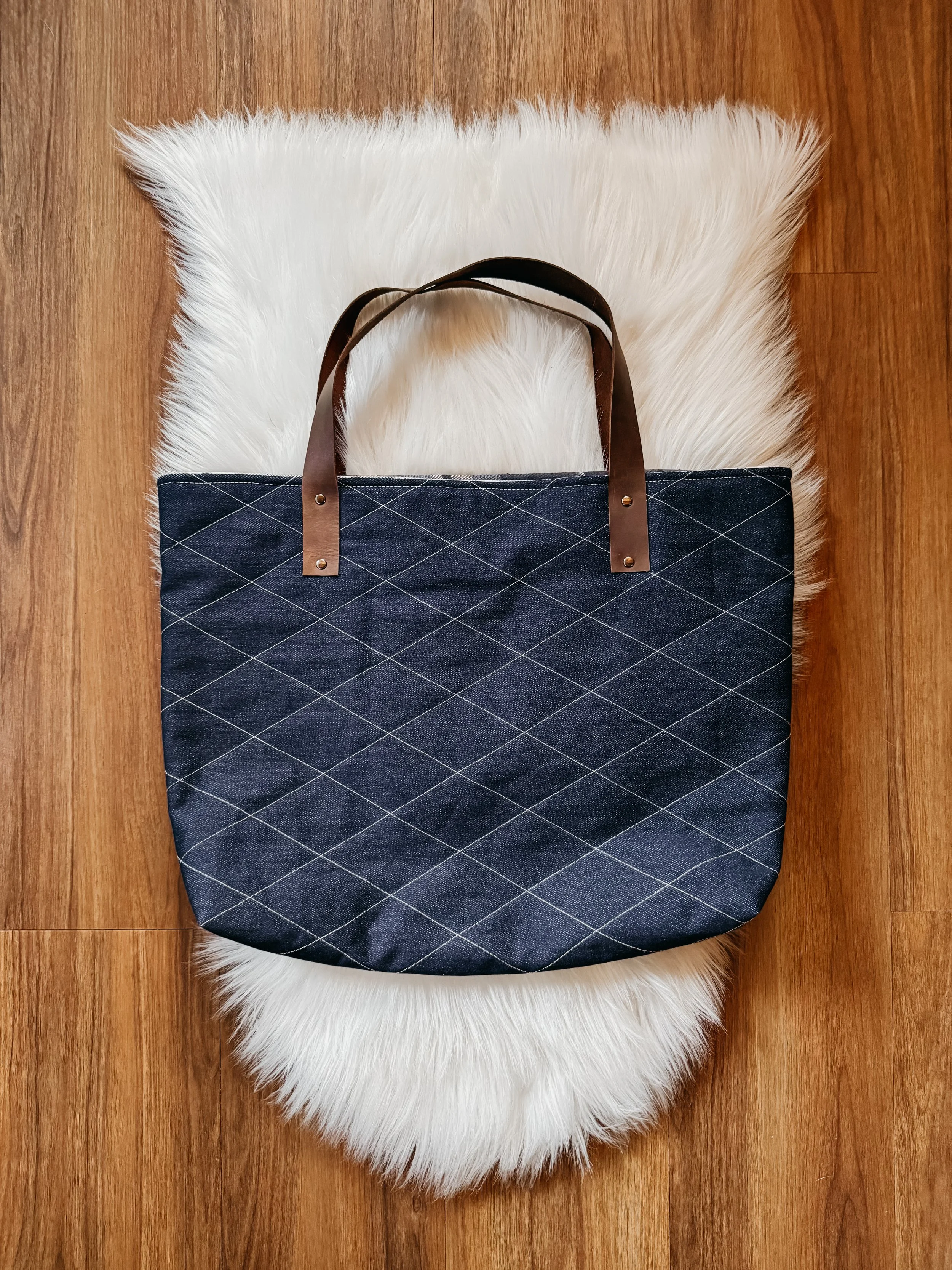 The Midnight Denim Large Tote Quilt Pattern