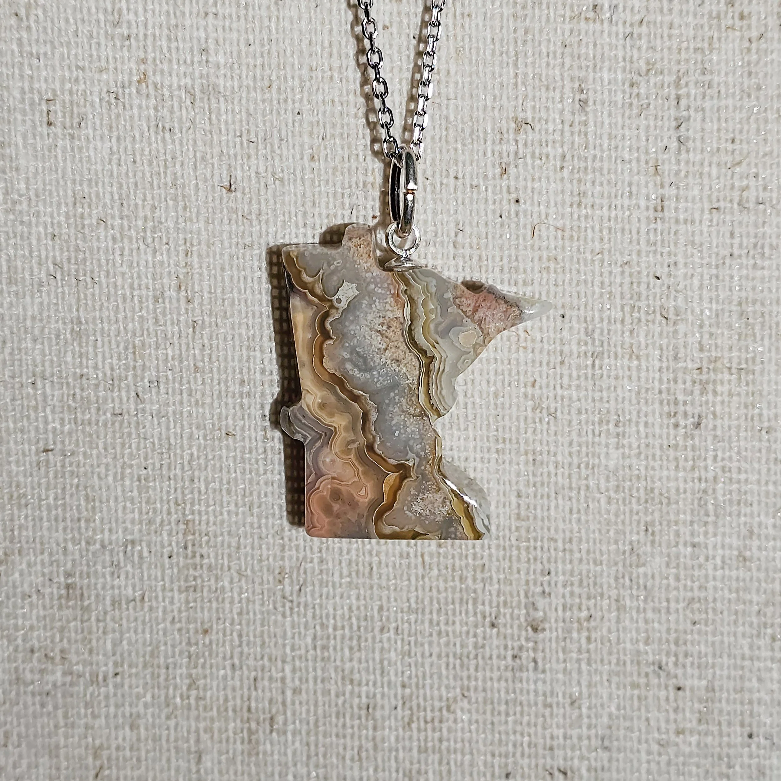 Wild Shore Minnesota Agate Necklace