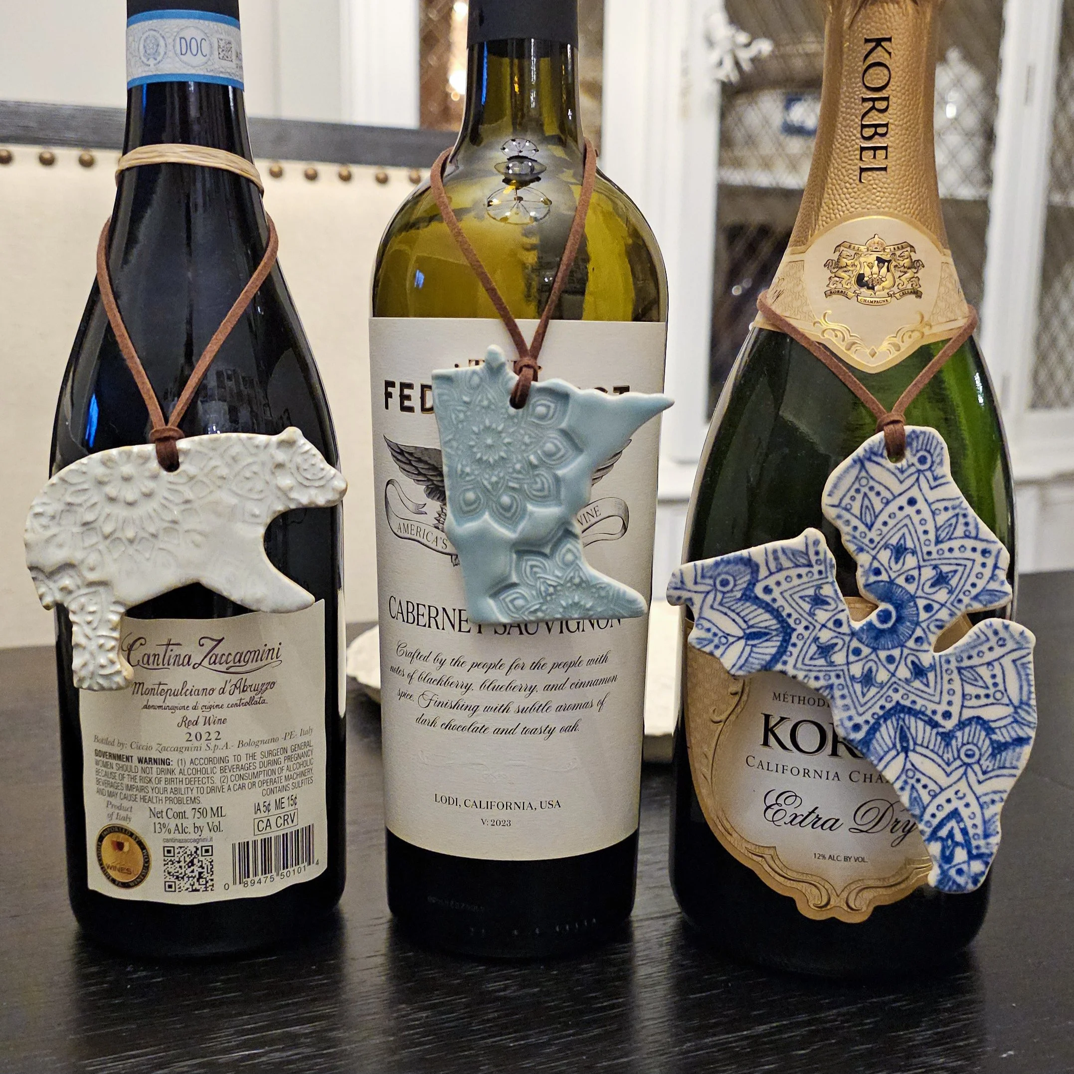 ornaments - wine - 1.jpg