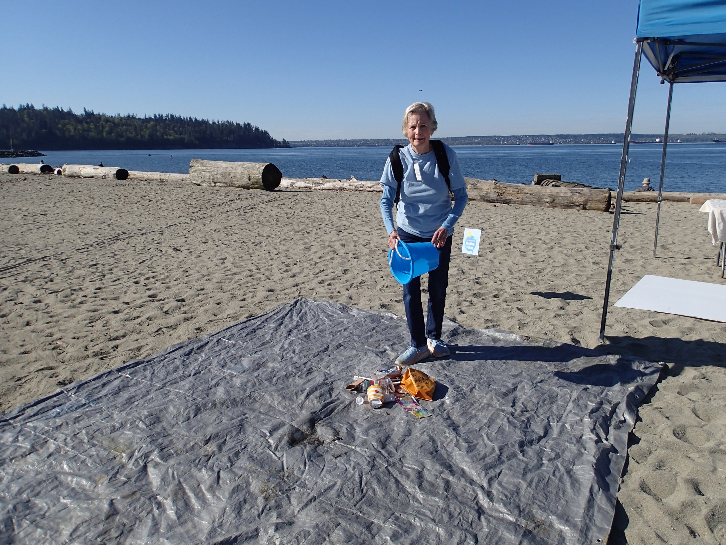 Ambleside Beach Cleanup (8).JPG