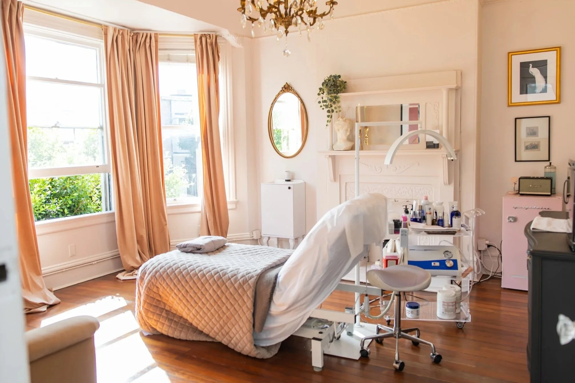Isabelle McLeod Aesthetics Studio
