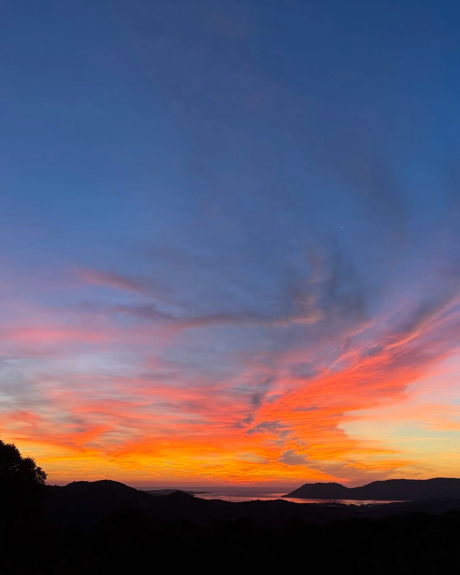Coucher de soleil sur le golfe de Porto-Vecchio vu depuis Casavistu