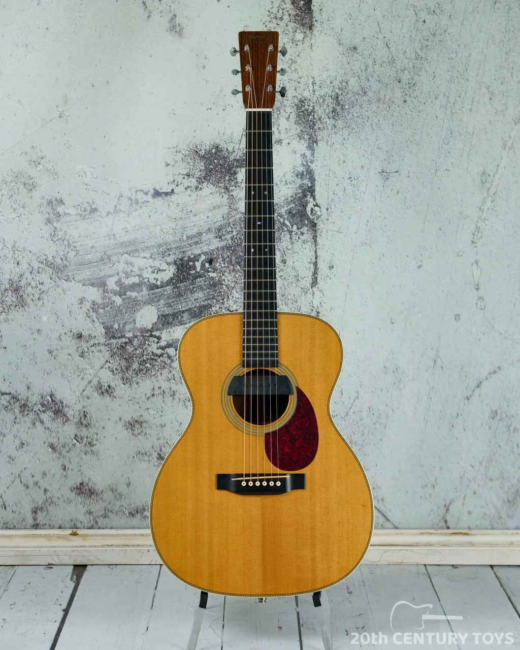 1997 Martin OM-28VR – Vintage Series with Sunrise Pickup System