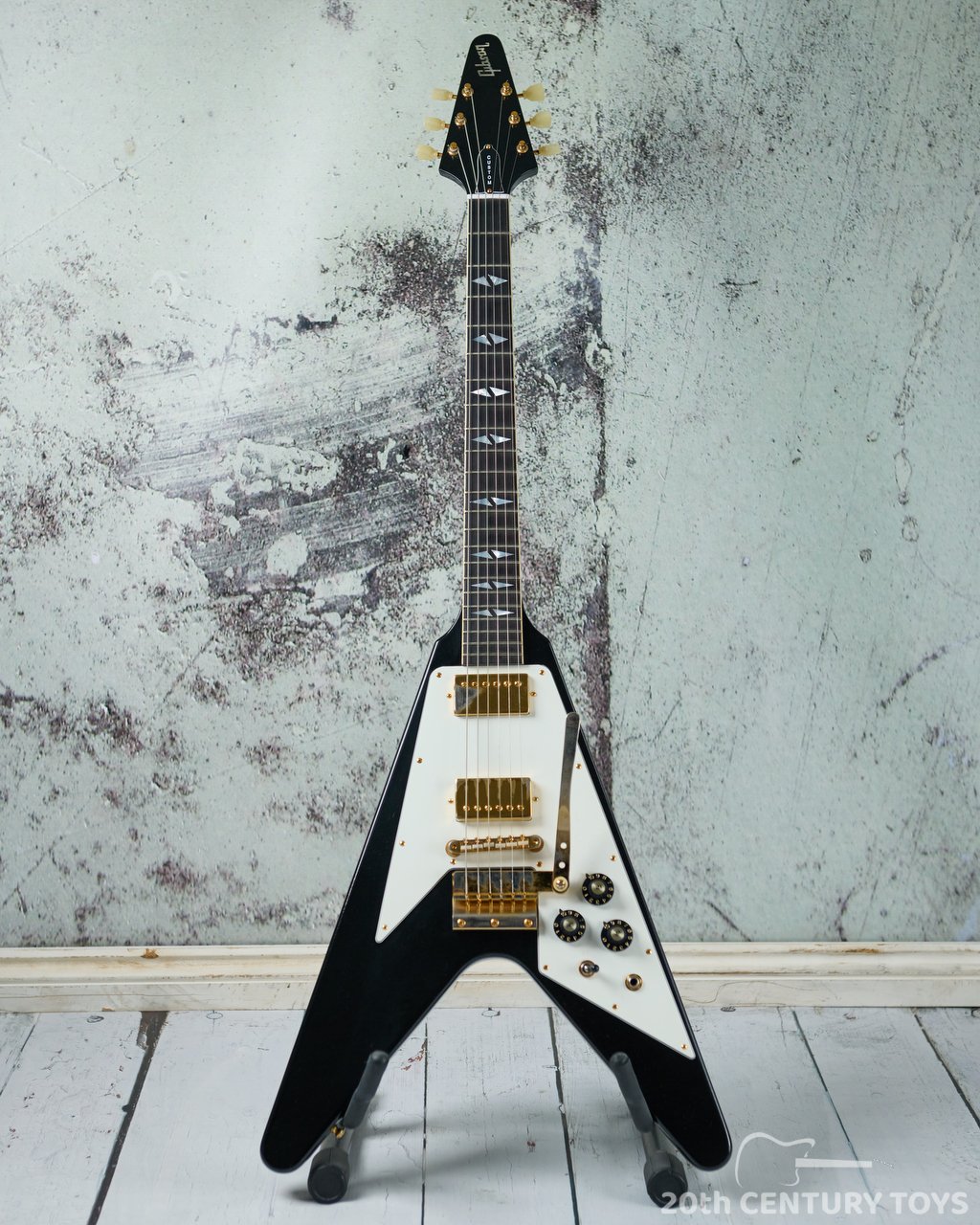 Gibson Custom Shop Jimi Hendrix 1969 Flying V – Murphy Lab Aged. One of 125.