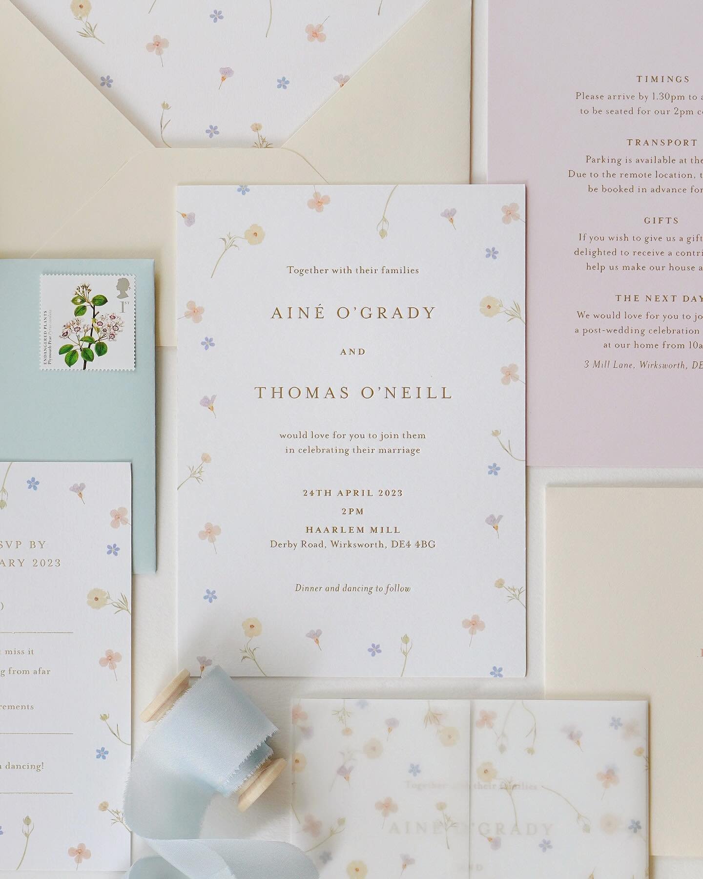 The pastel tones of Elizabeth will always be a favourite of mine. A perfect suite for a Spring-time wedding day 🤍🌷