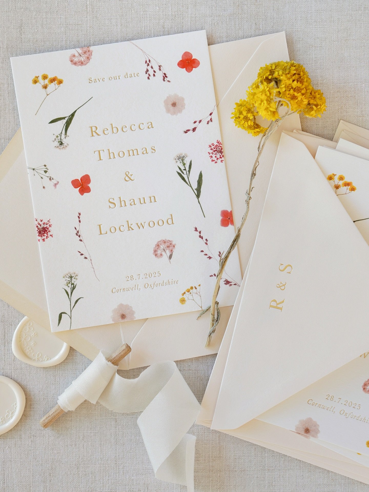 Are you getting married in the Summer of 2026? NOW is the time to order your save the dates!

Visit my website to see my wedding stationery collections and to enquire for your save the dates 💒💍