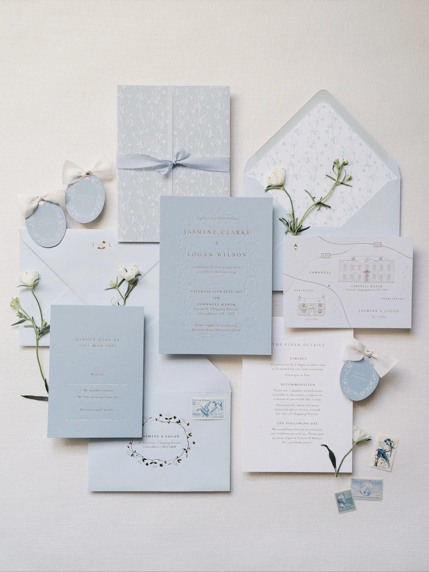 Did you know my the colours of the Frances collection can be customised to perfectly set the tone of your wedding day? Here I used delicious blue, neutral and gold tones of stationery for a workshop at Cornwell Manor with the dreamiest team 💙

Works