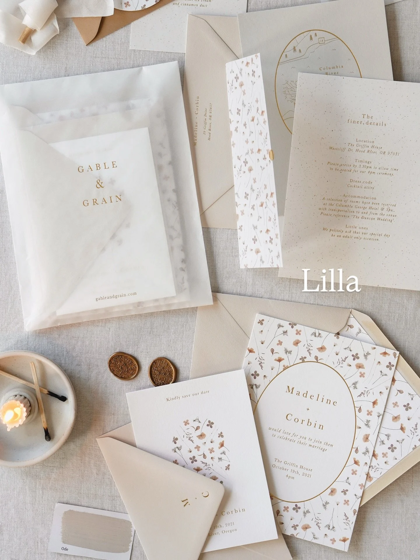 Are you wedding planning on this very rainy Saturday?Then these wedding stationery sample packs may tickle your fancy 💌✨

These beautifully packaged parcels are the perfect way to get a real life feel for what your wedding stationery could be like b