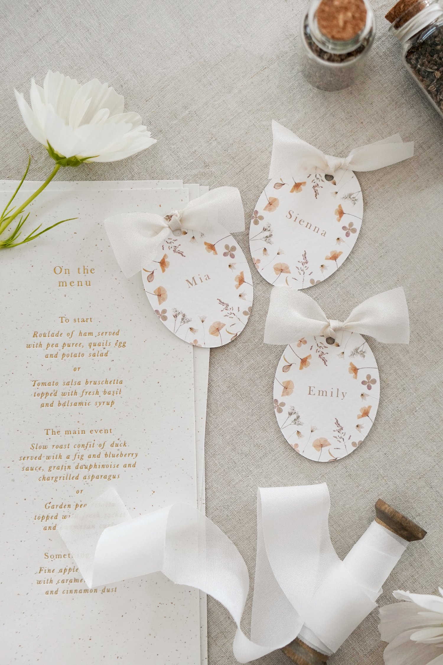 Gable&Grain_Wedding-Stationery_Lilla_Placecards_1_web.jpg